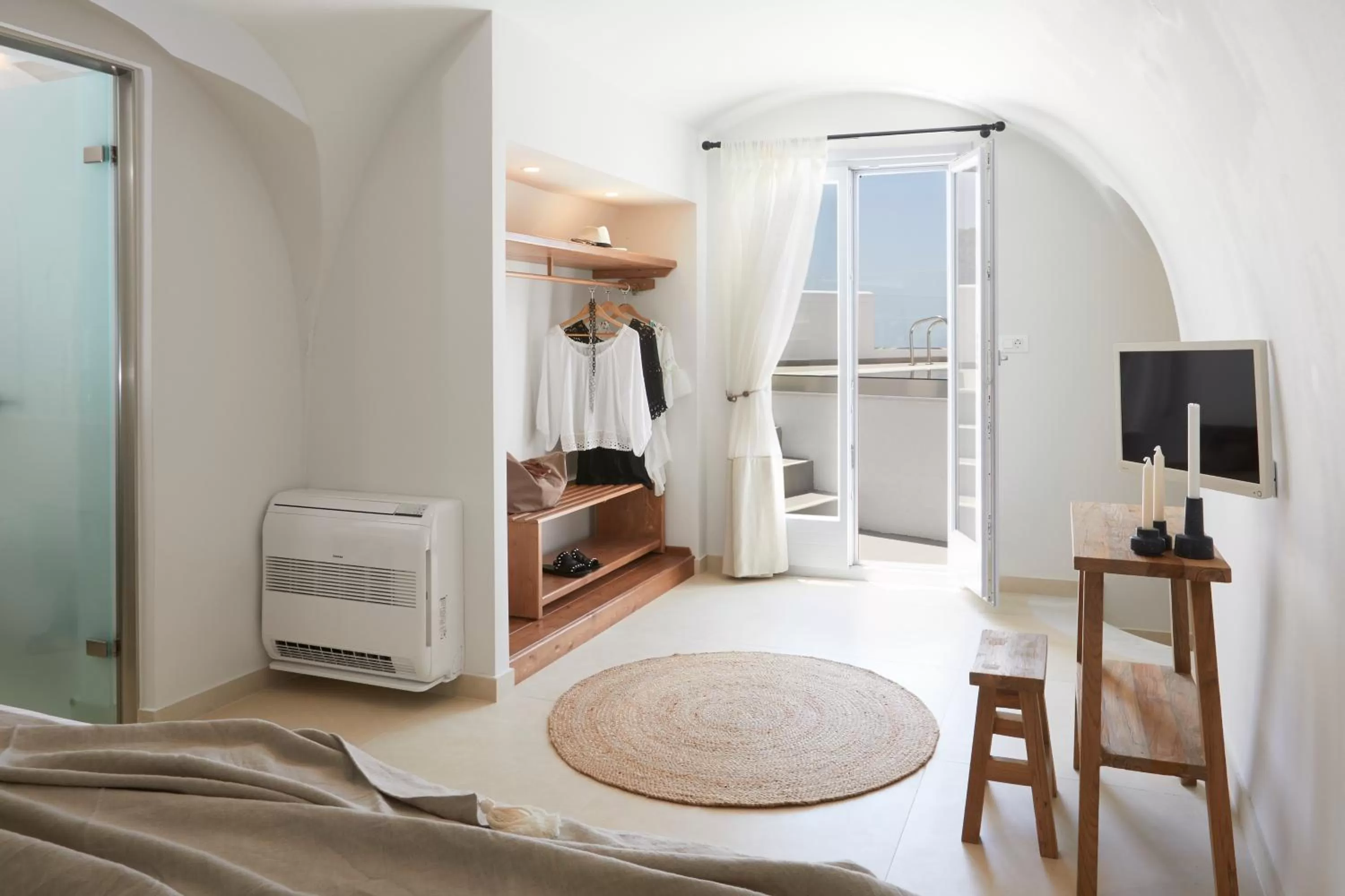 Time of day, Bed in Volcano View by Caldera Collection