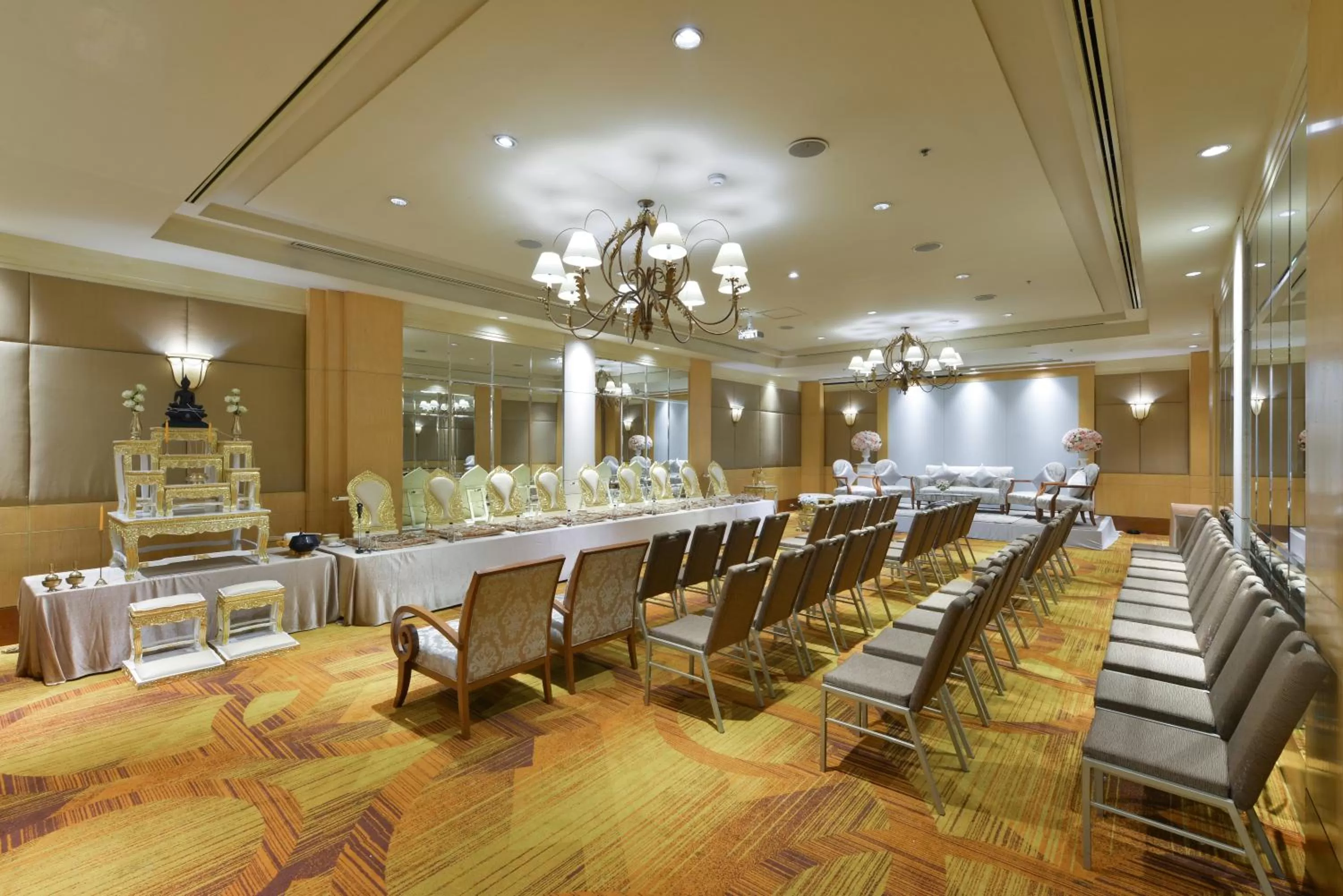 Banquet/Function facilities in Miracle Grand Convention Hotel