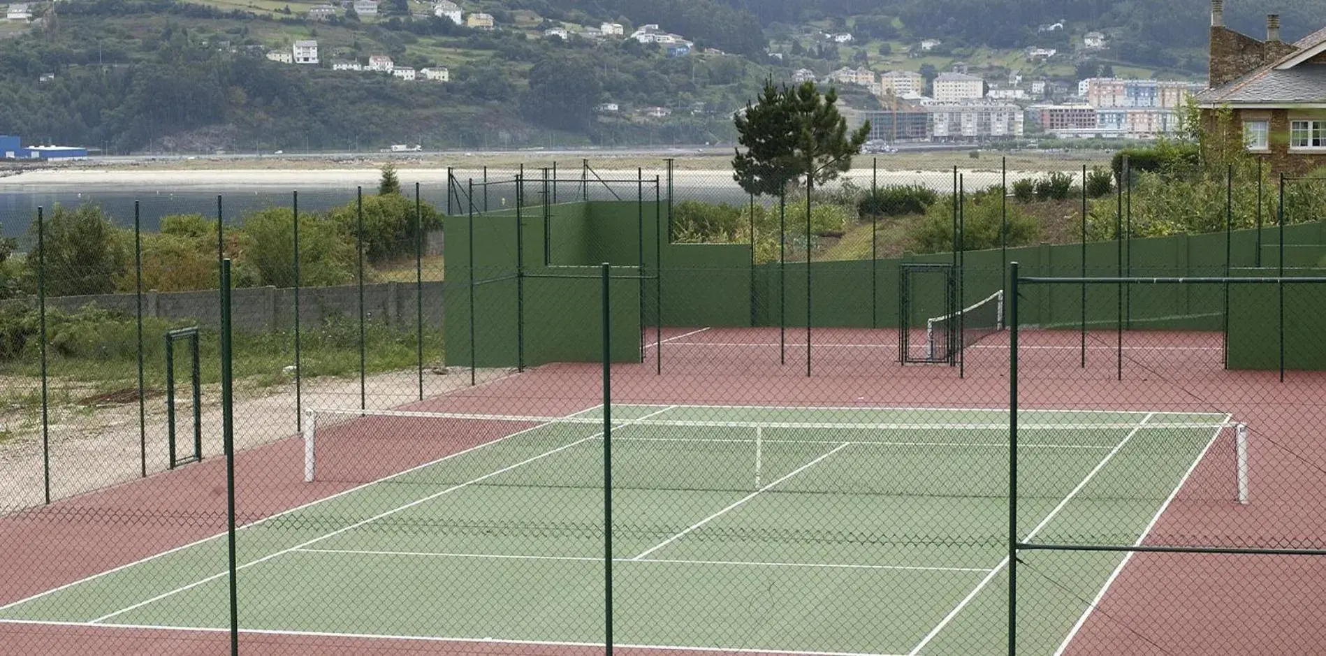 Tennis court, Tennis/Squash in Apartamentos Las Sirenas