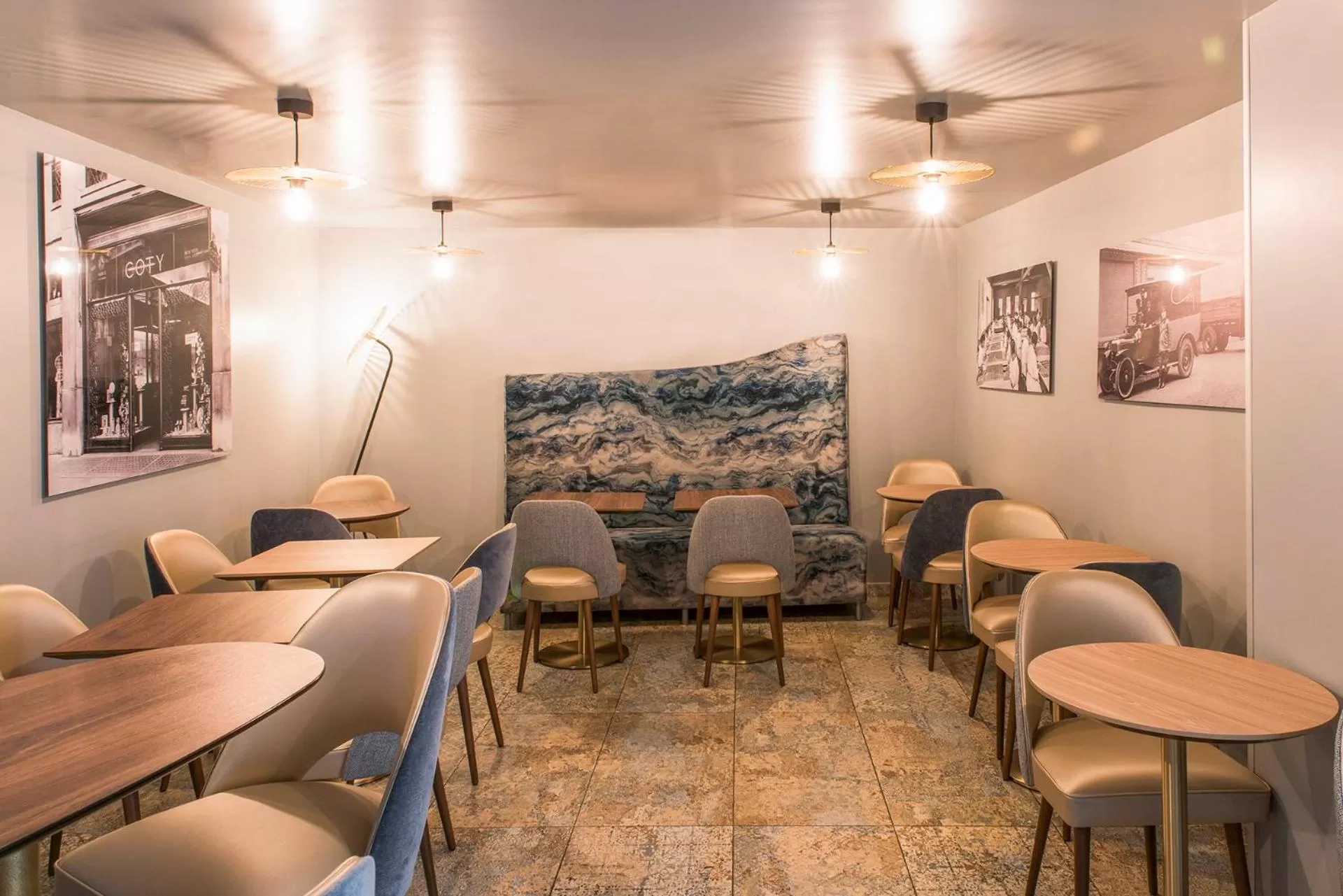 Restaurant/places to eat in Hôtel Mercure Paris Suresnes Longchamp