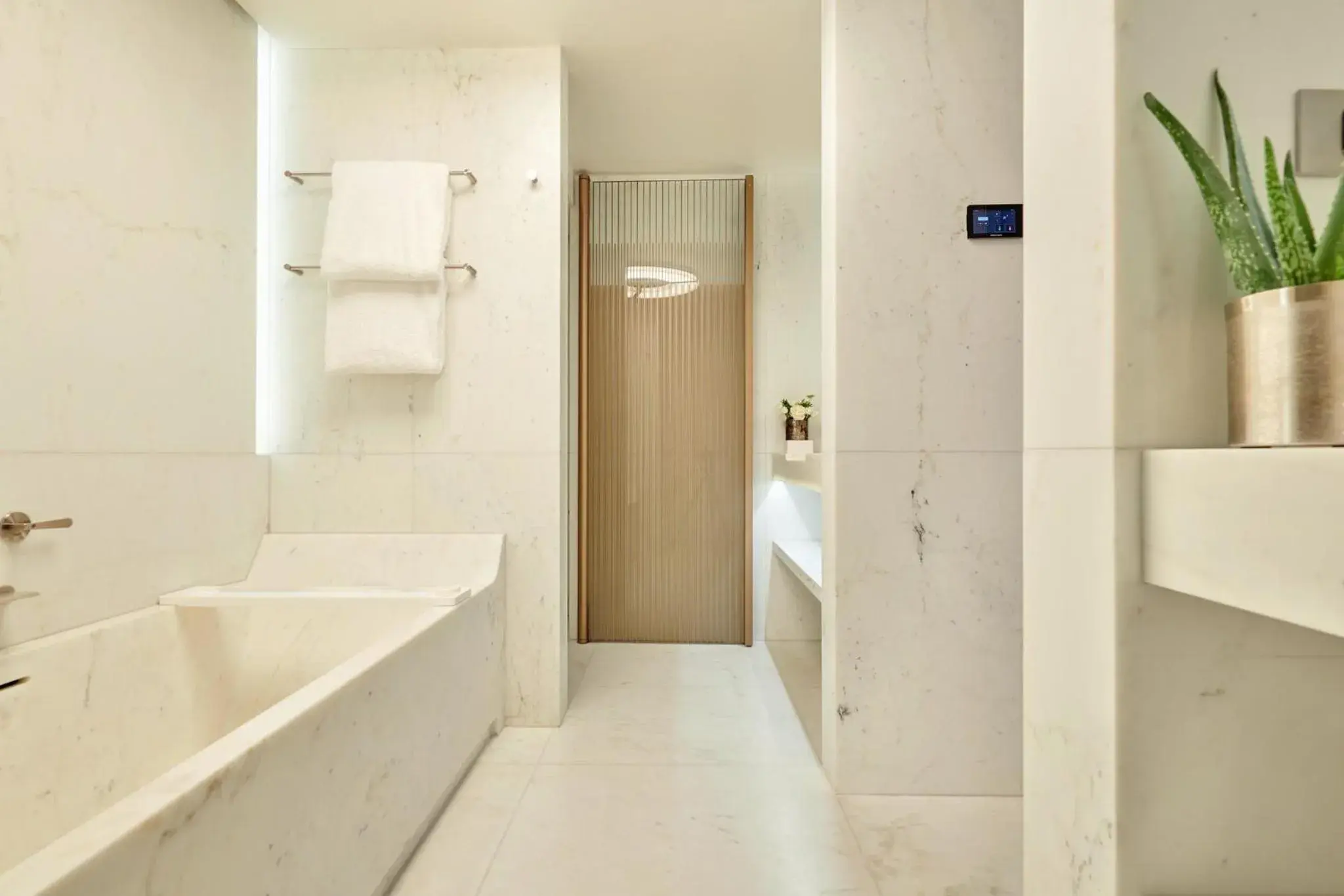 Bedroom, Bathroom in Hotel Lutetia