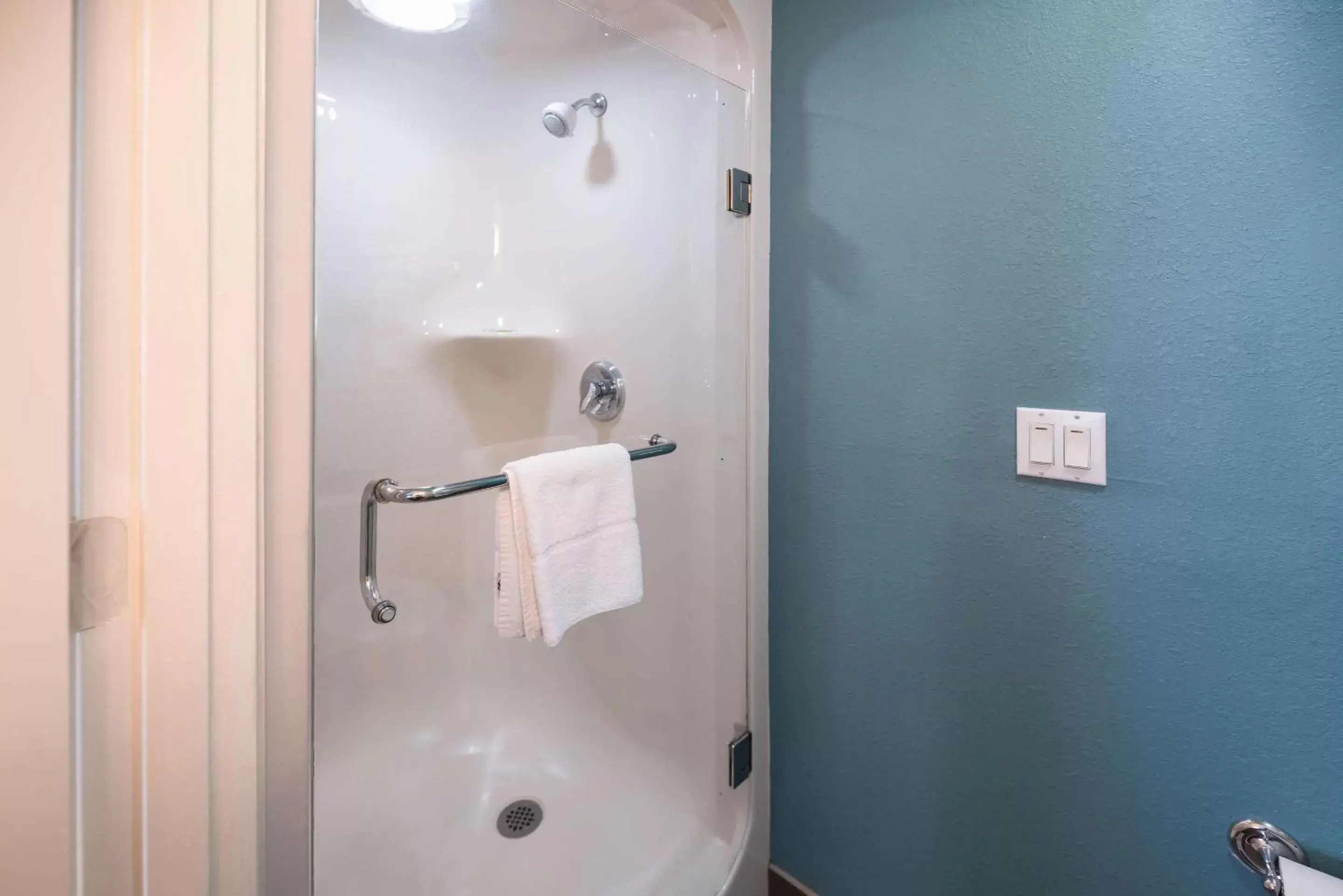 Bathroom in Sleep Inn & Suites Port Clinton