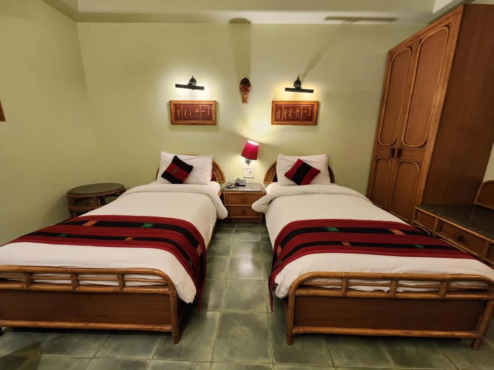 Photo of the whole room, Bed in Palace On Ganges - Heritage Hotel