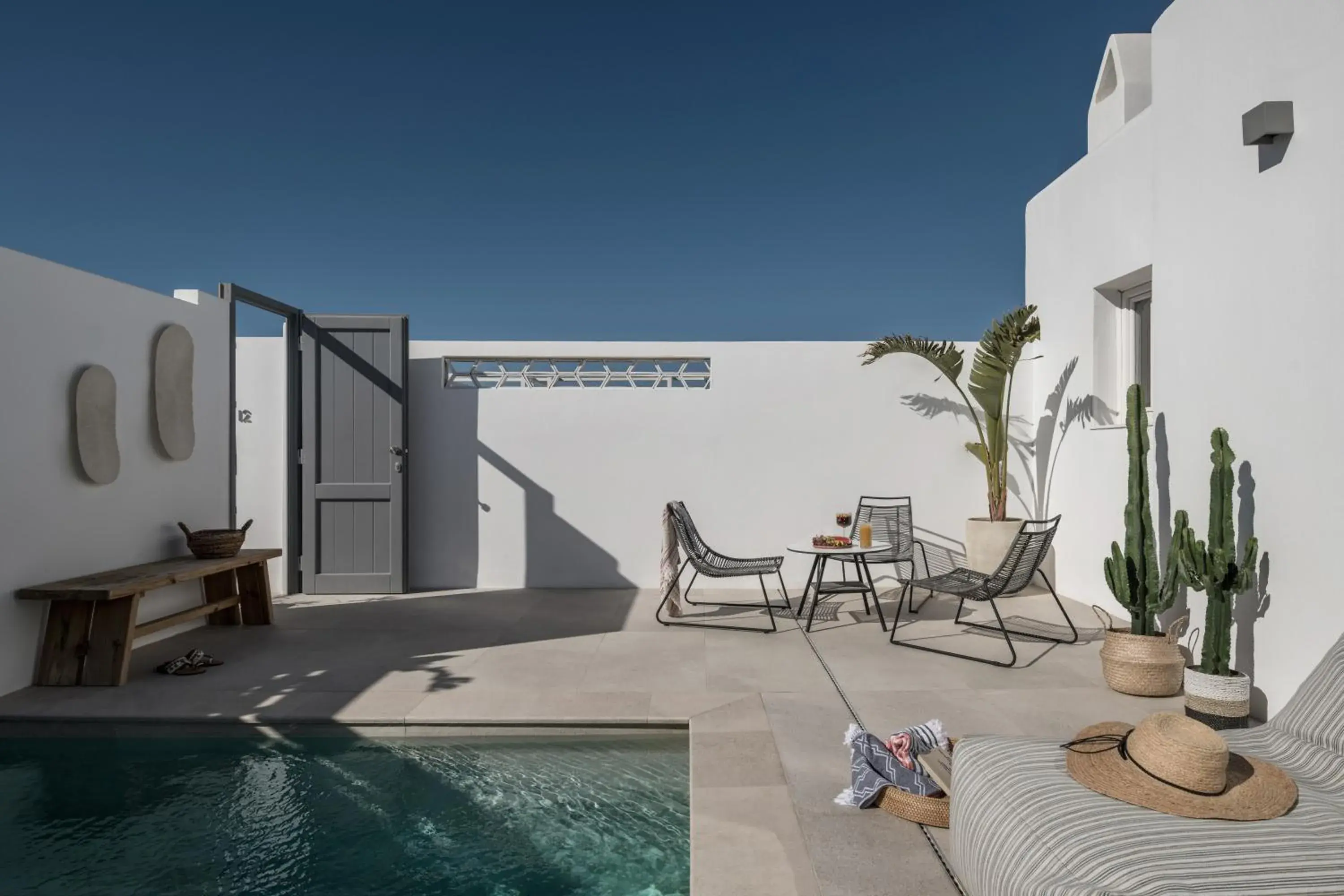 Balcony/Terrace, Swimming Pool in A Hotel Mykonos