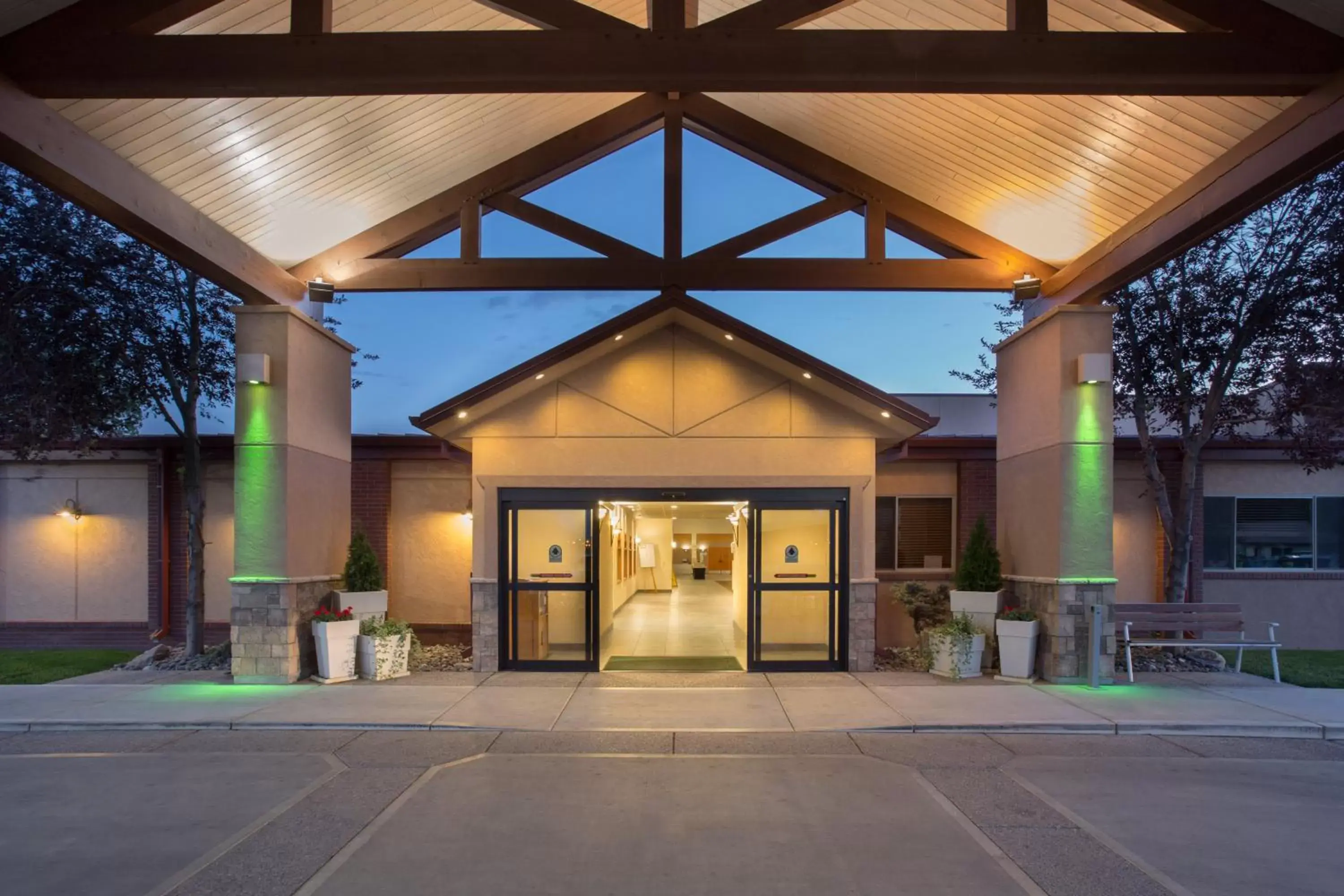 Property building in Holiday Inn Riverton-Convention Center, an IHG Hotel