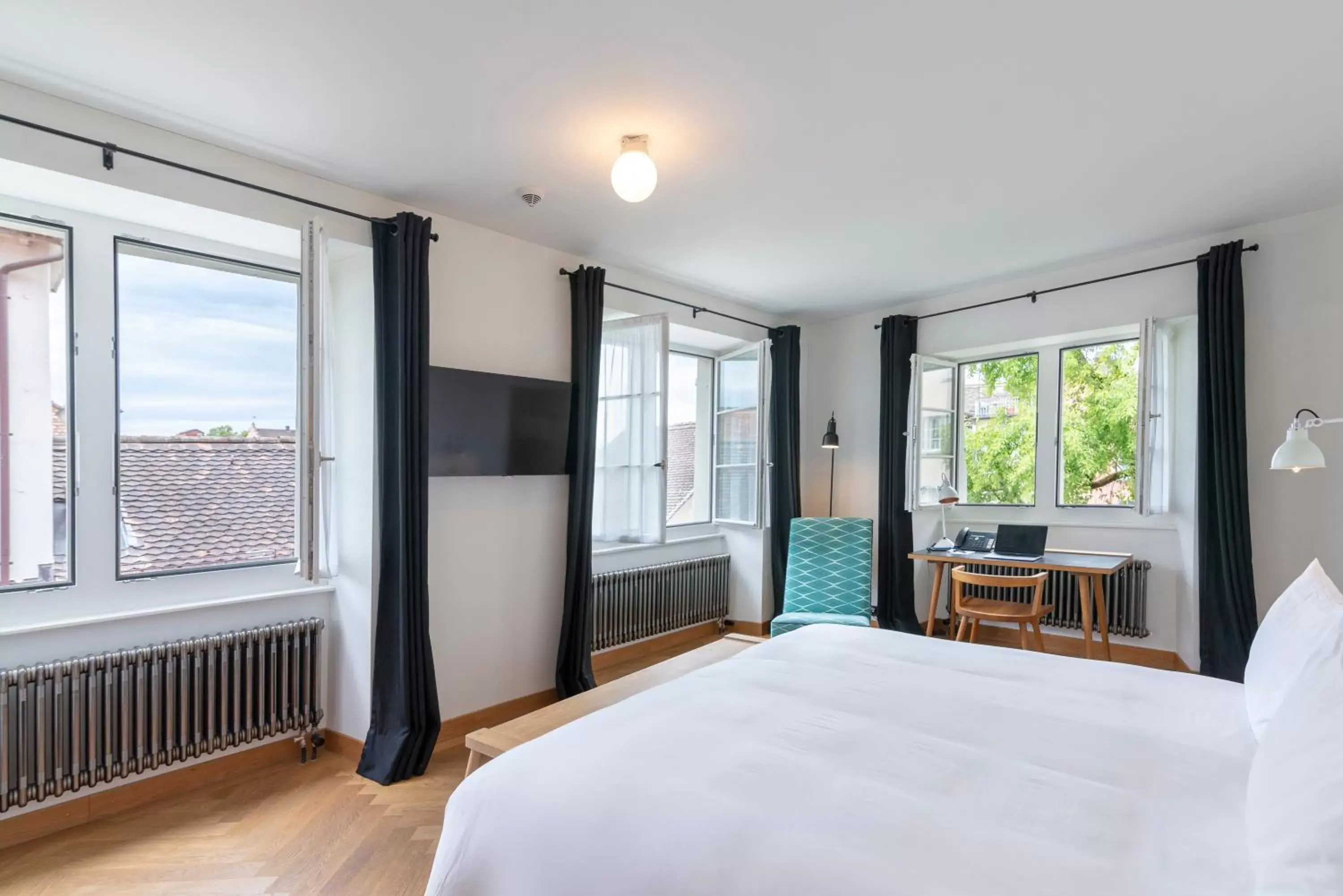 Photo of the whole room, Bed in Marktgasse Hotel