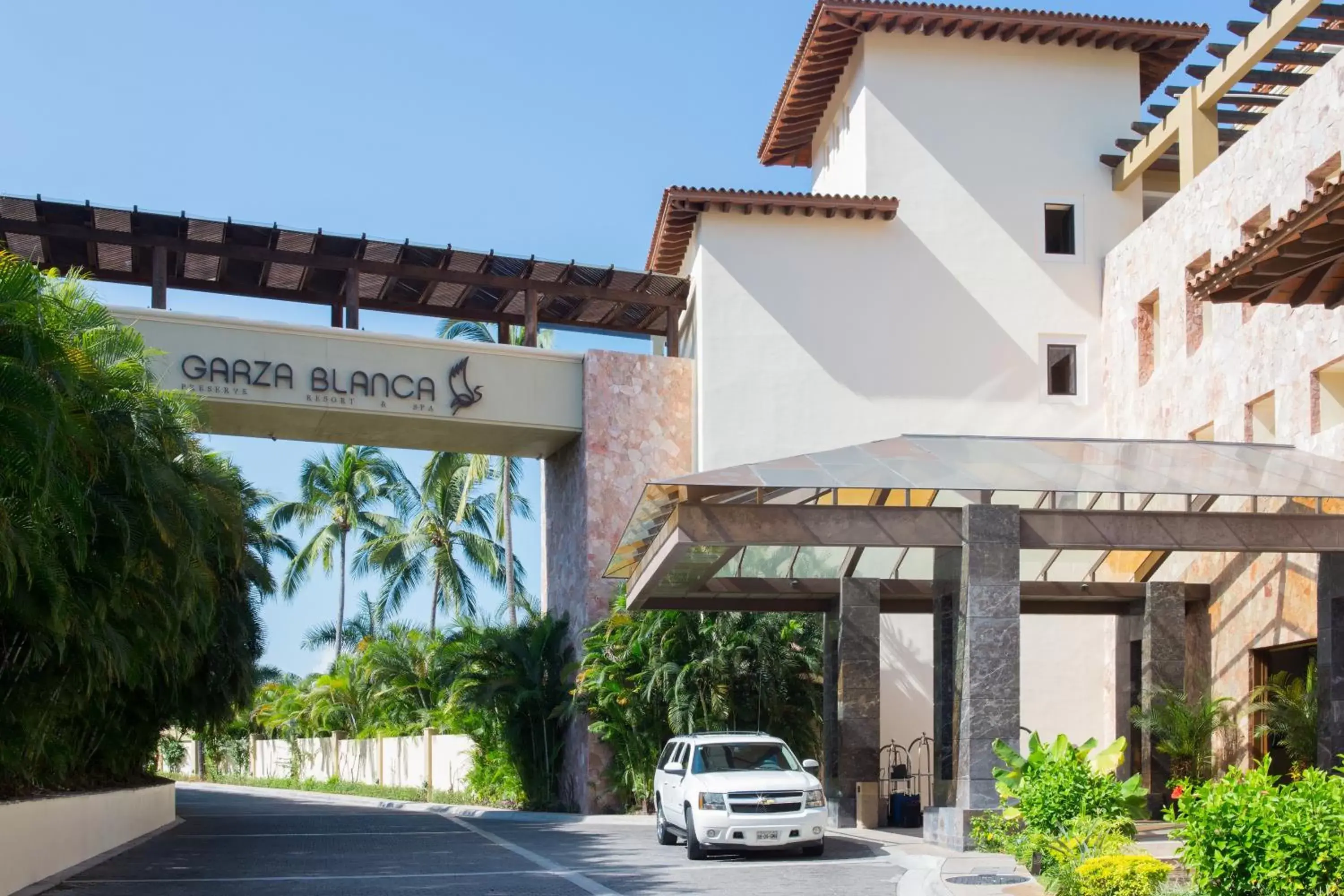 Facade/entrance, Property Building in Garza Blanca Preserve Resort & Spa