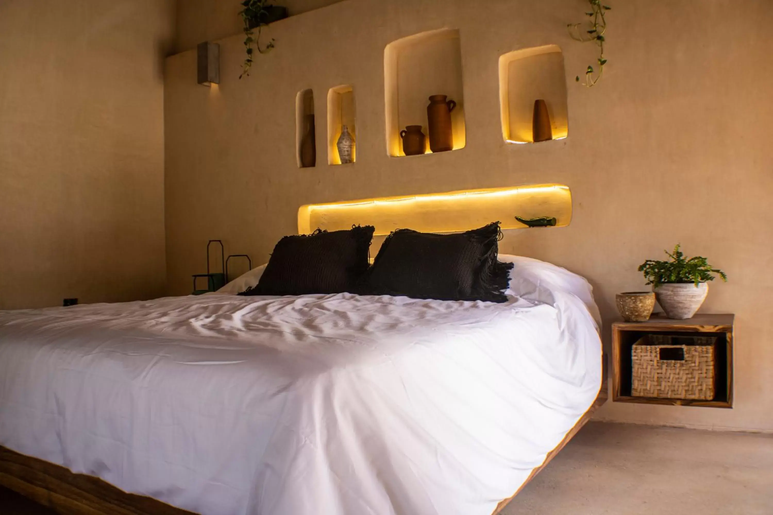 Bed in BH HOTEL & CENOTE TULUM - Adults Only