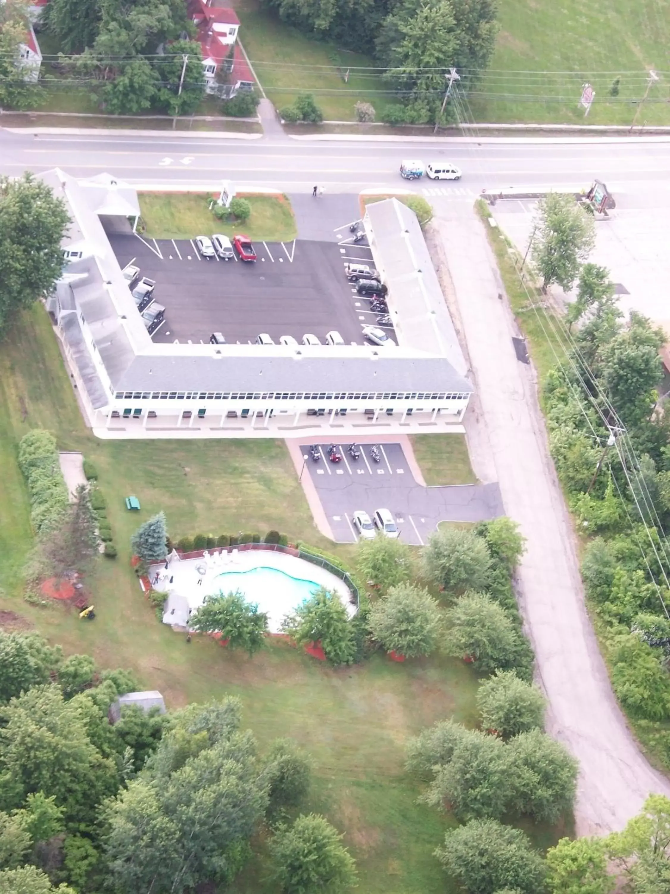 Facade/entrance, Bird's-eye View in Briarcliff Motel