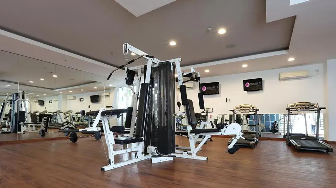 Fitness centre/facilities, Fitness Center/Facilities in Shakti Hotel Bandung