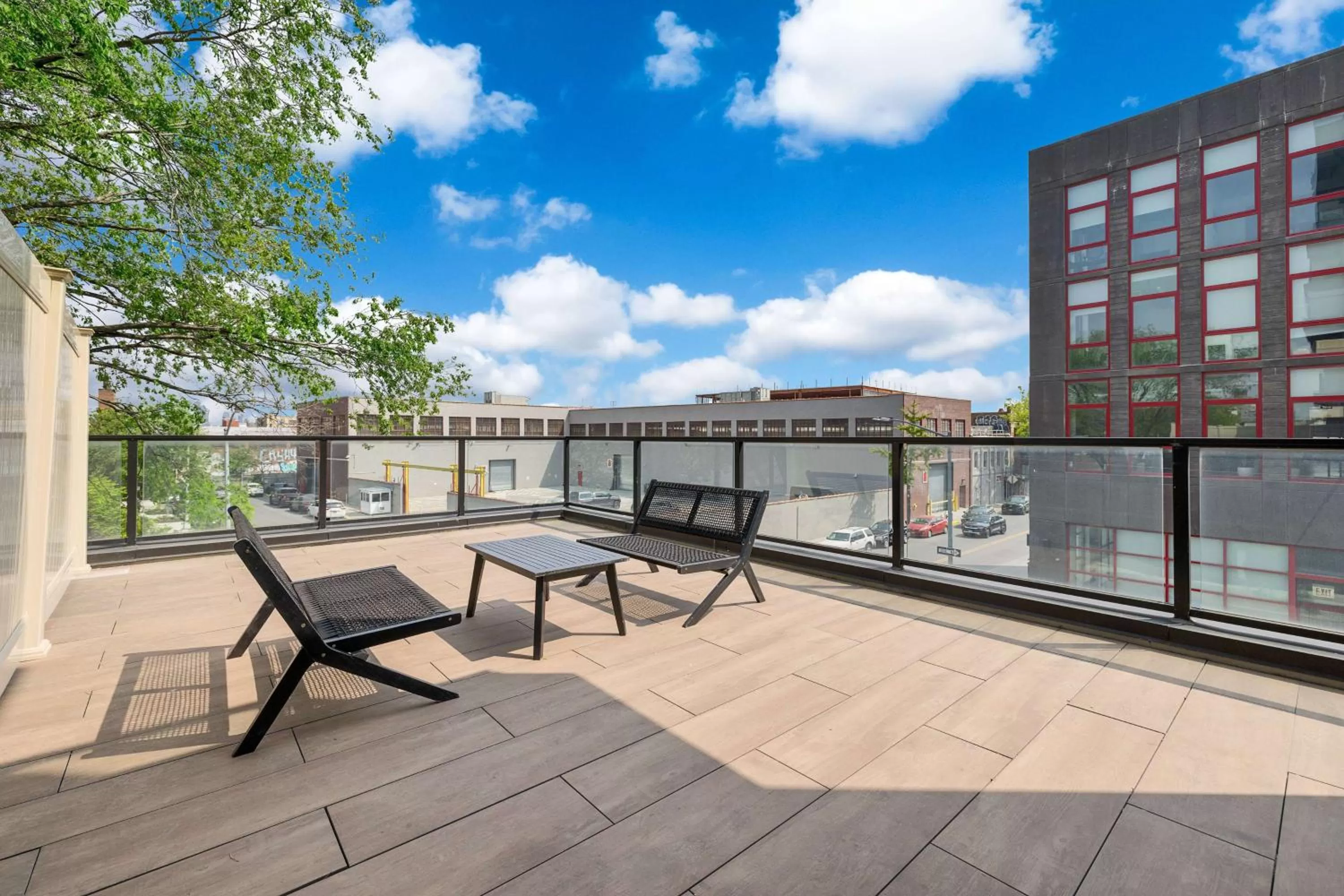 Photo of the whole room in Nova Hotel Brooklyn