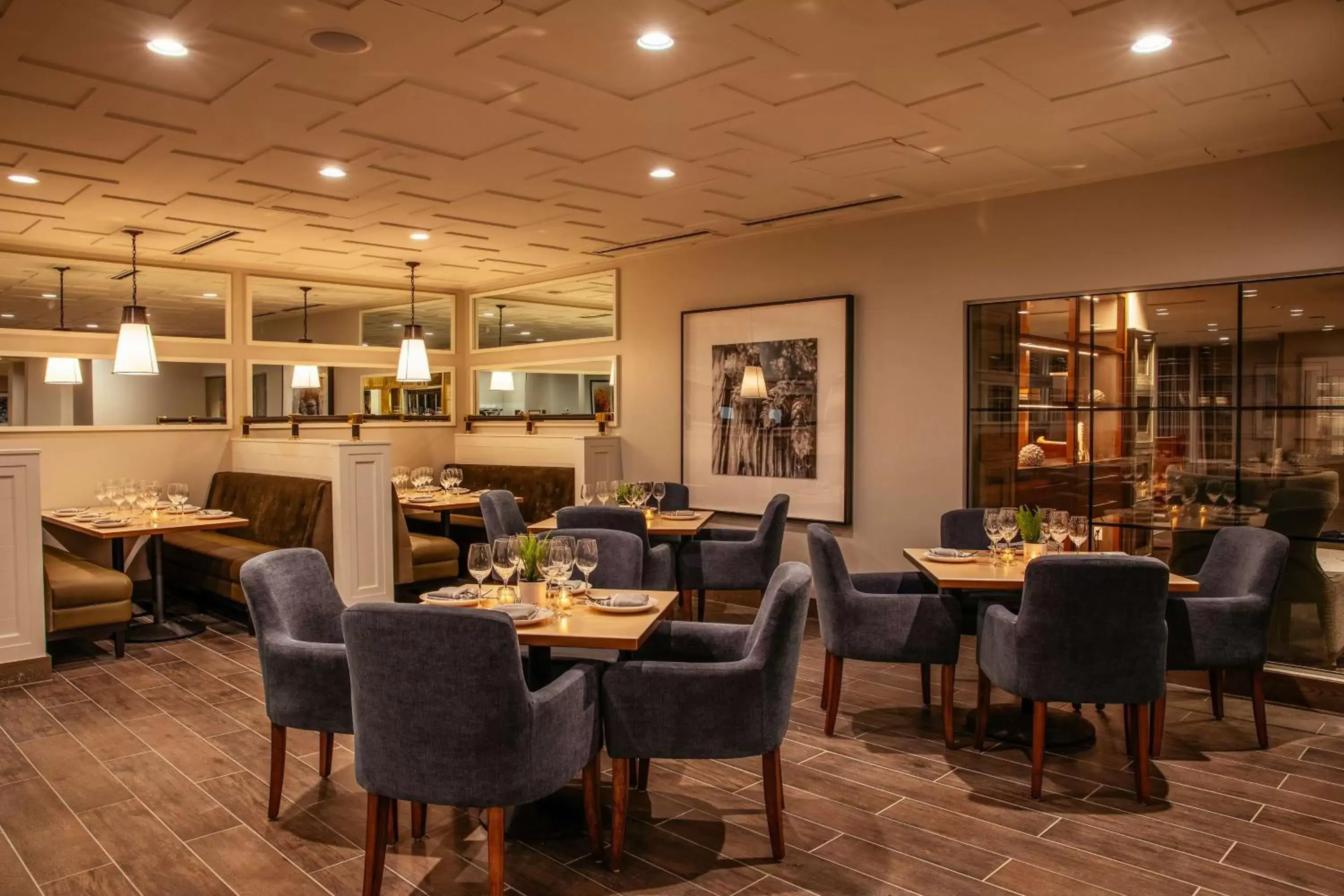 Restaurant/Places to Eat in Somerset Hills Hotel, Tapestry Collection by Hilton