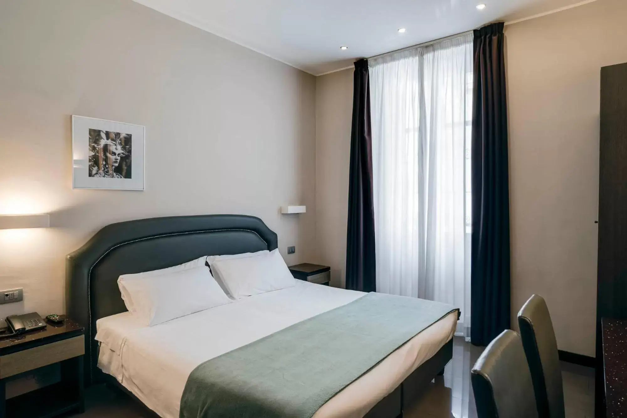 Bedroom, Bed in Demidoff Hotel Milano