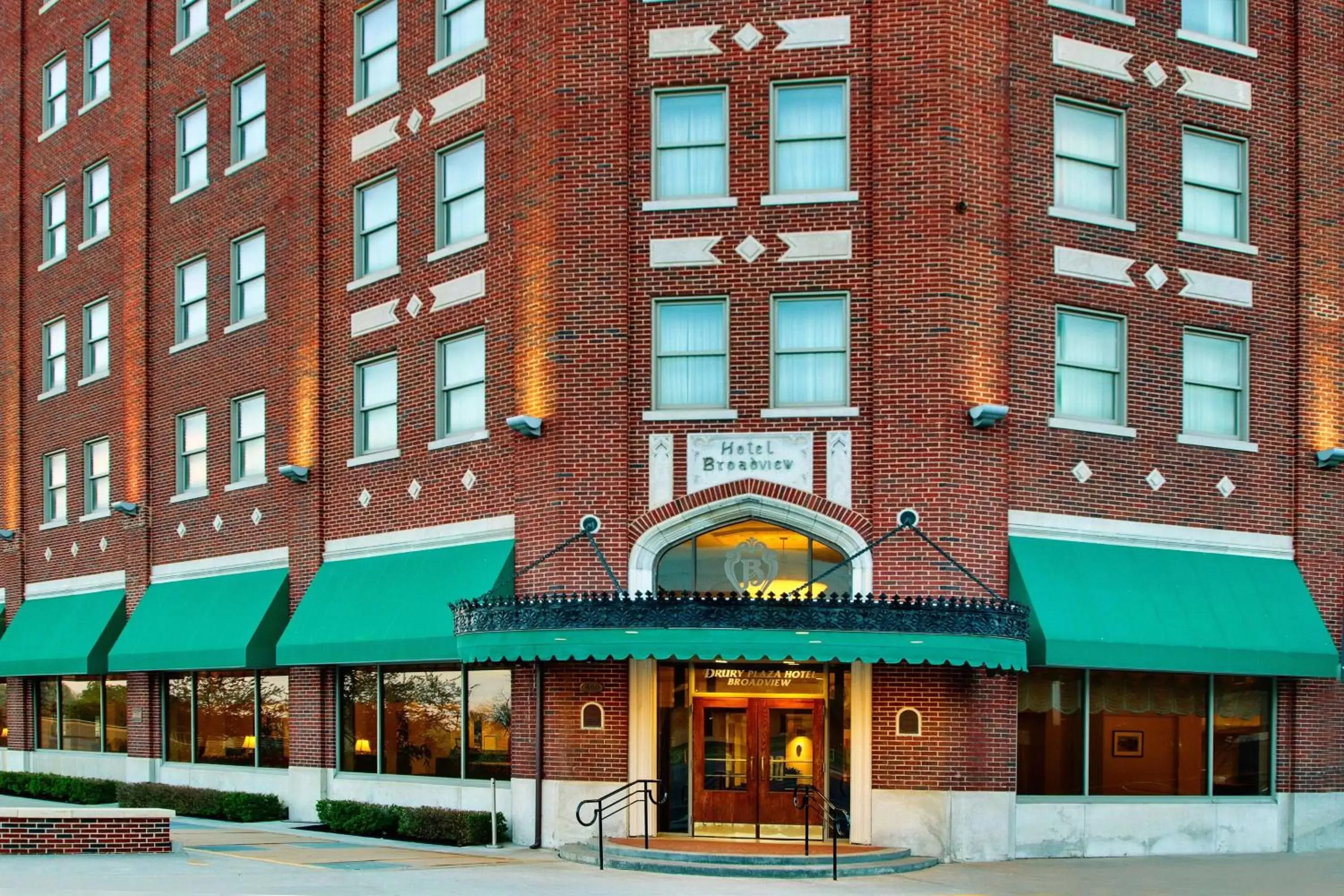 Property building in Drury Plaza Hotel Broadview Wichita