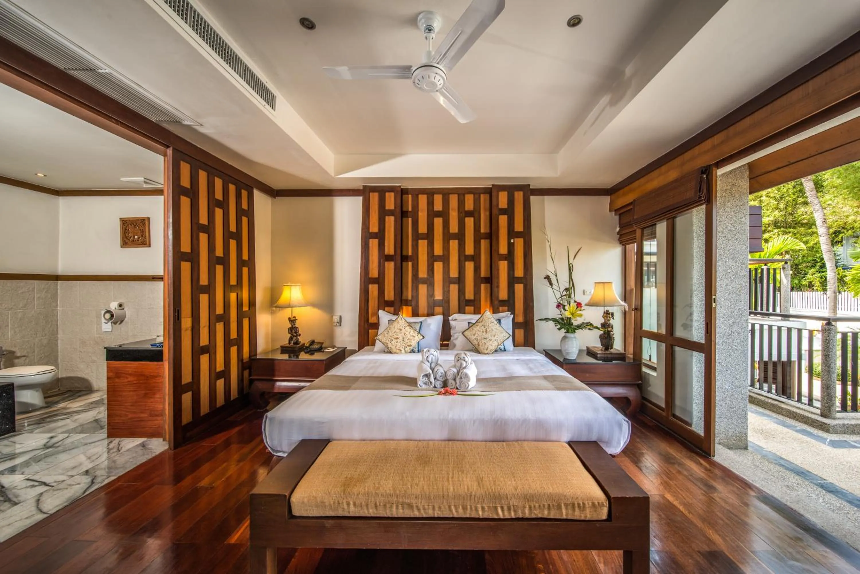 Photo of the whole room, Bed in Baan Yin Dee Boutique Resort Phuket - SHA Plus