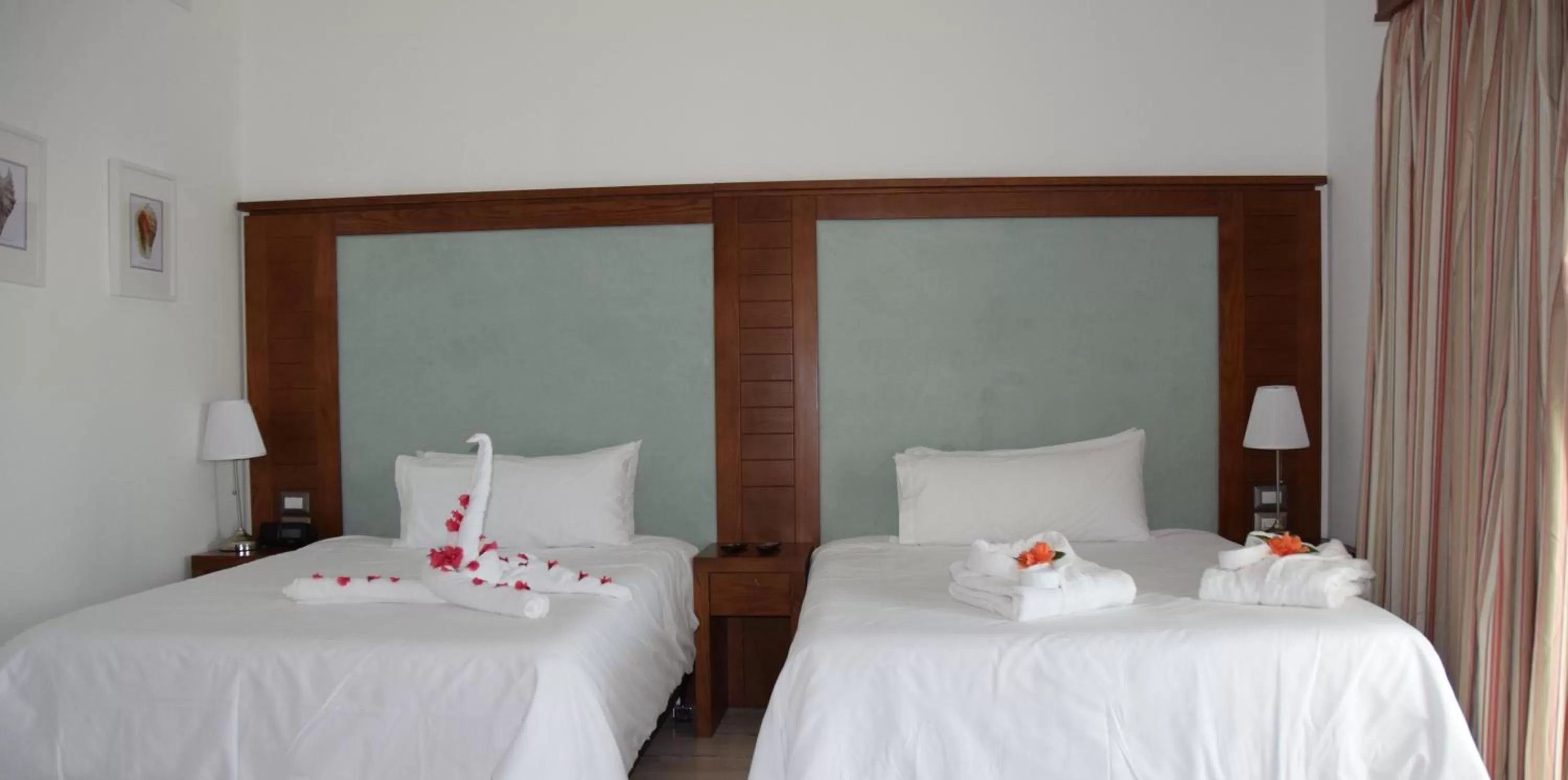 Bedroom, Bed in Sunset Boutique Hotel All Suites