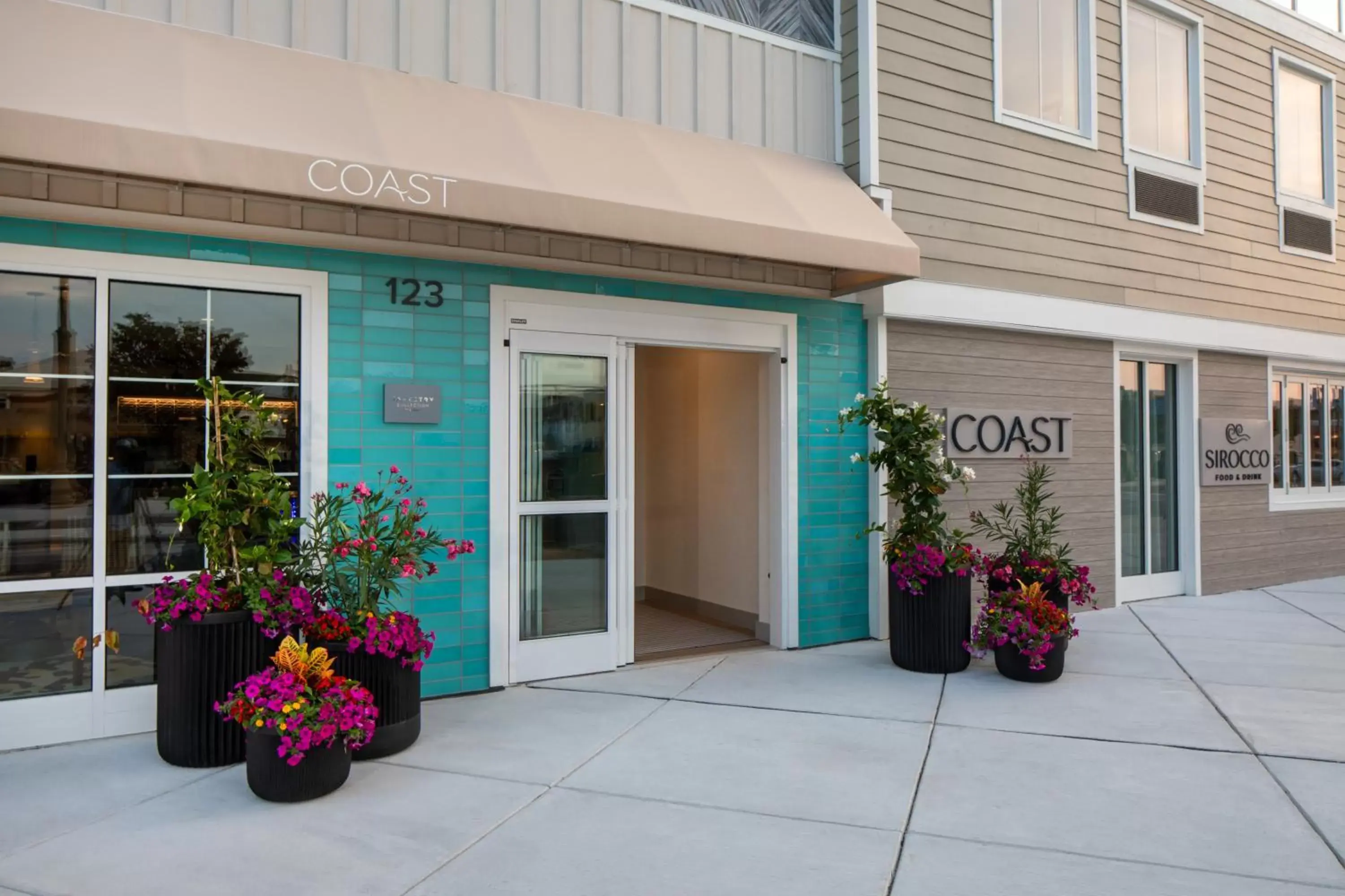 Property building in Coast Rehoboth Beach, Tapestry Collection By Hilton