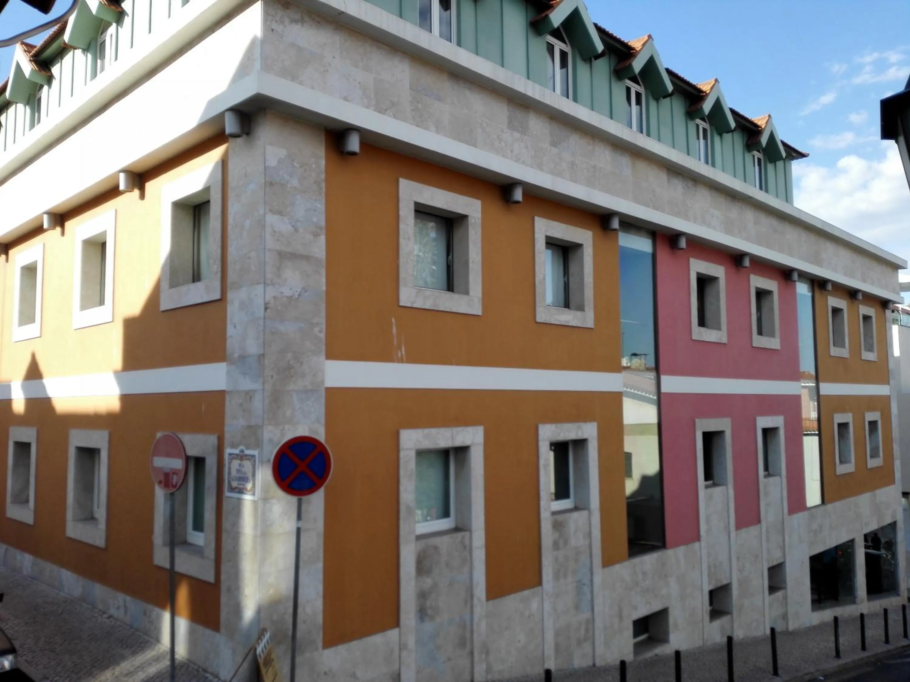 Facade/entrance in Cascais Hotel