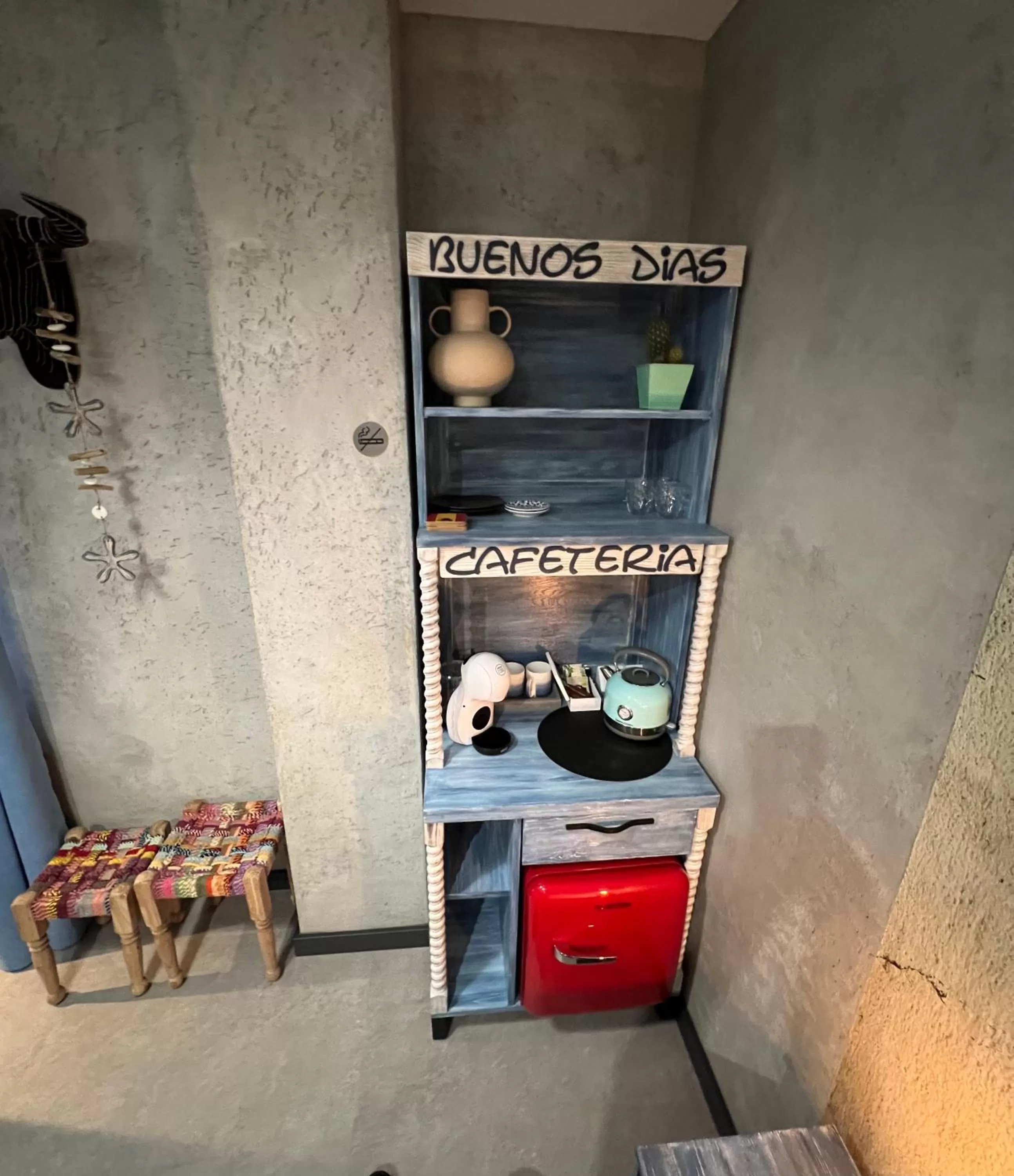 Coffee/tea facilities in Global Home - Aparthotel - No Contact Check In