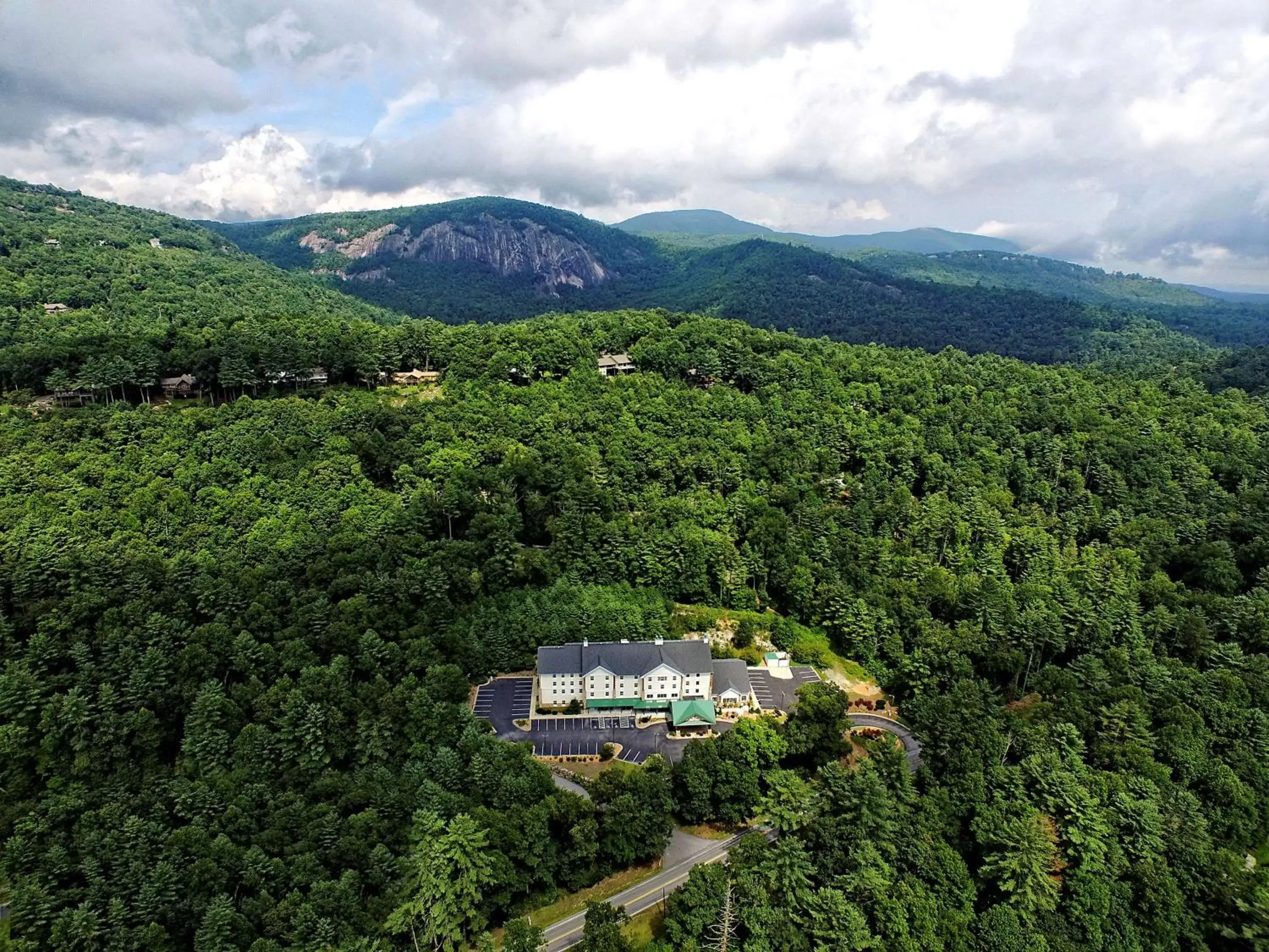 Property building, Bird's-eye View in Hampton Inn & Suites Cashiers - Sapphire Valley