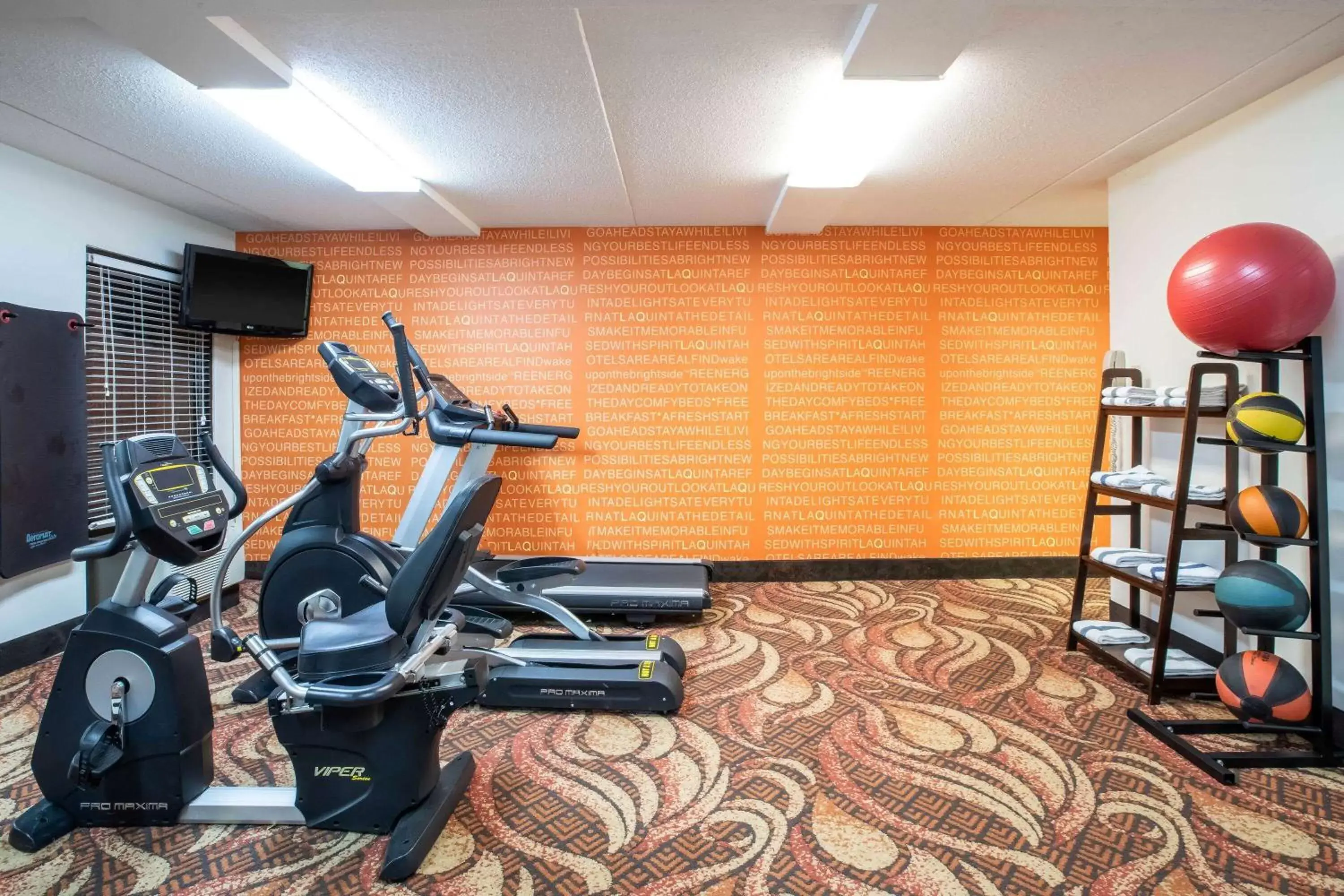 Fitness centre/facilities, Fitness Center/Facilities in La Quinta Inn by Wyndham Davenport & Conference Center