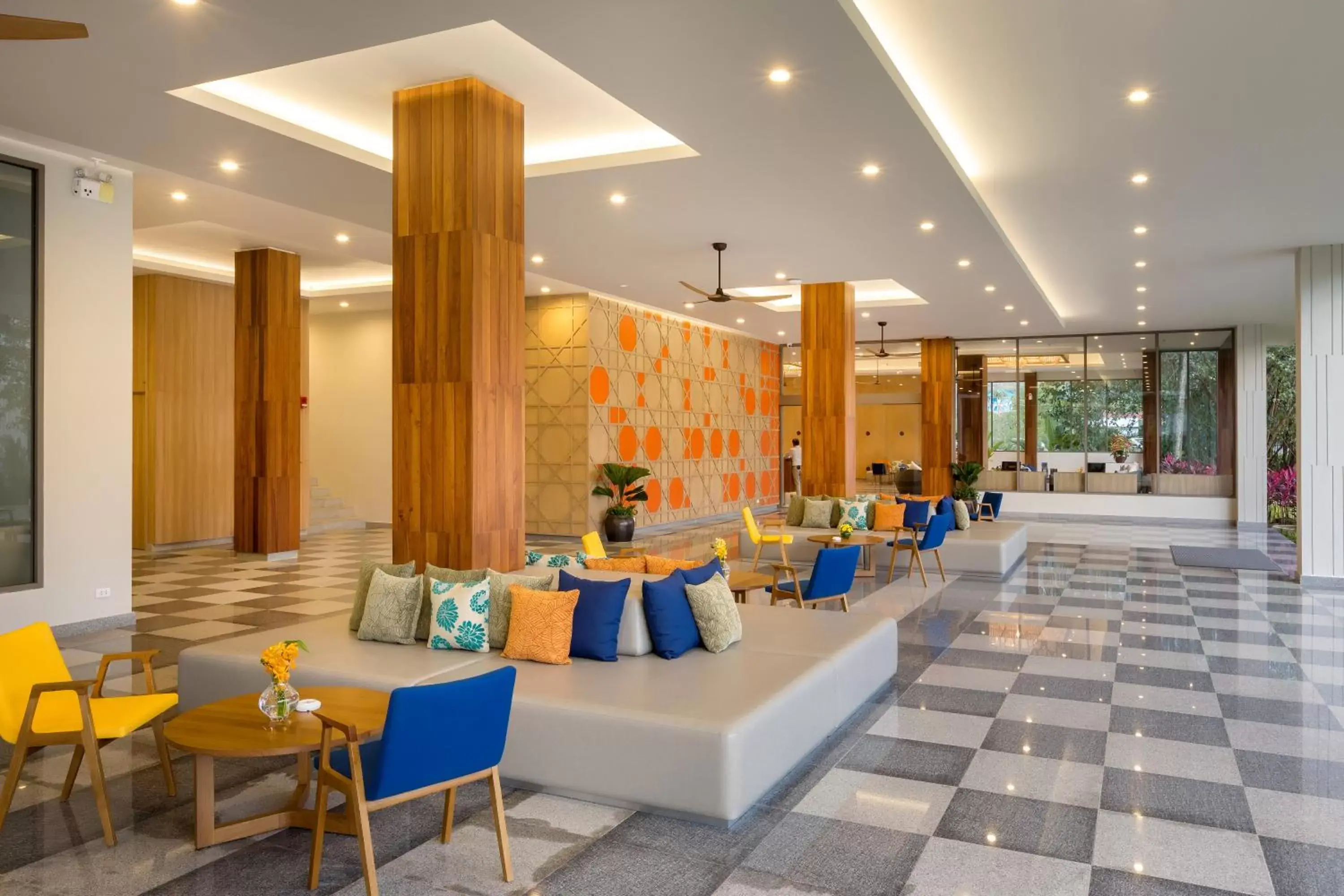 Lobby or reception, Restaurant/Places to Eat in X10 Khaolak Resort SHA Plus