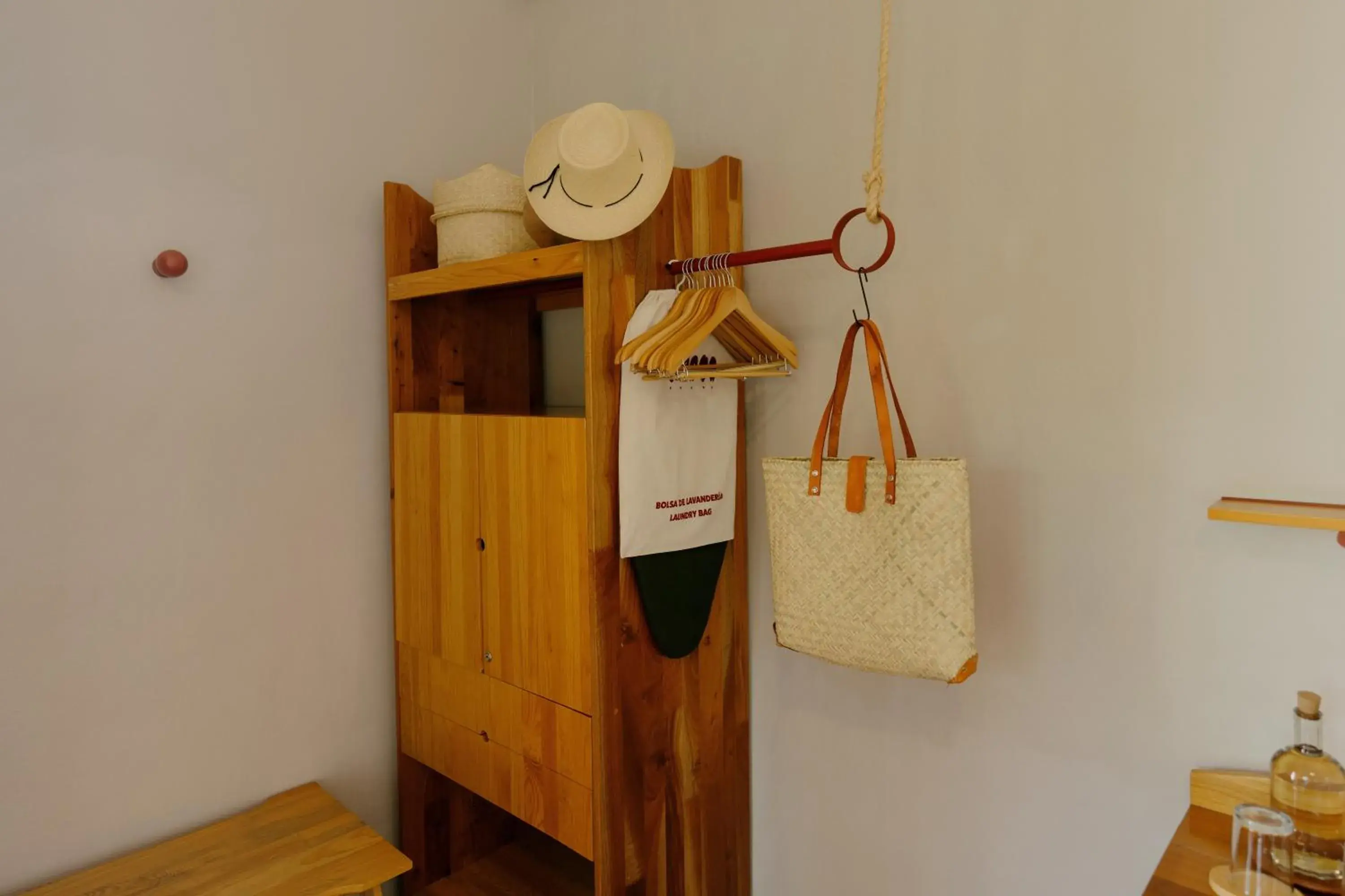 wardrobe, Bed in GRANA B&B