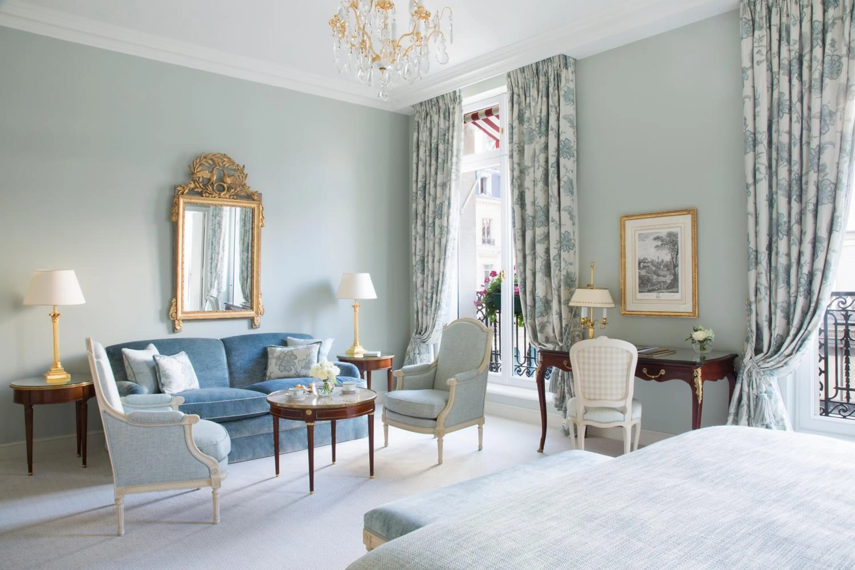 Living room, Bed in Le Bristol Paris, Oetker Hotels