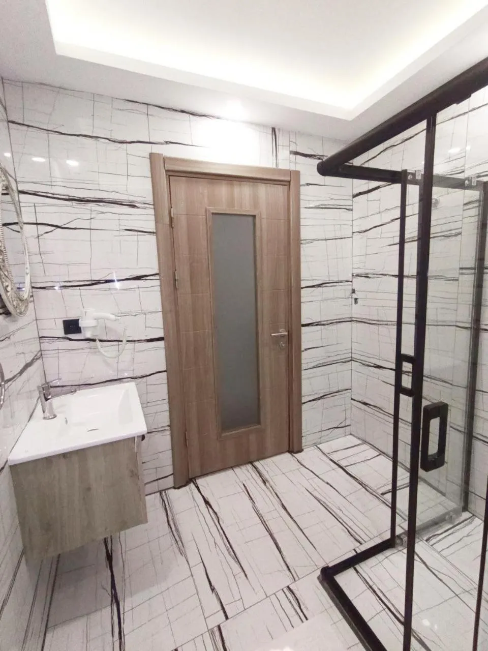 Shower in Sirkeci Quietness Hotel