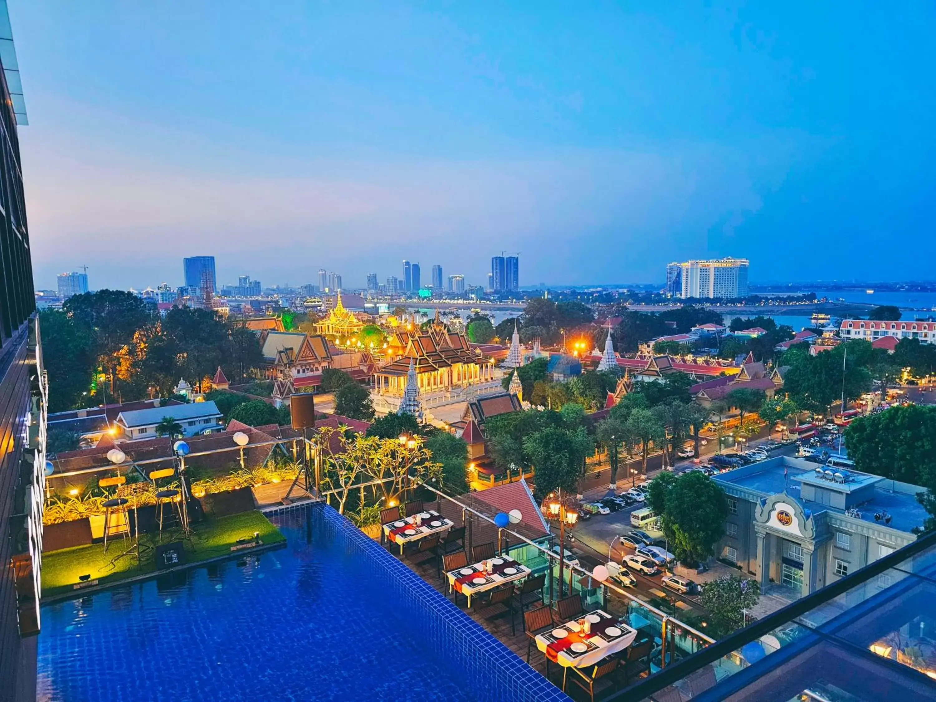 City view, Pool View in Le Botum Hotel