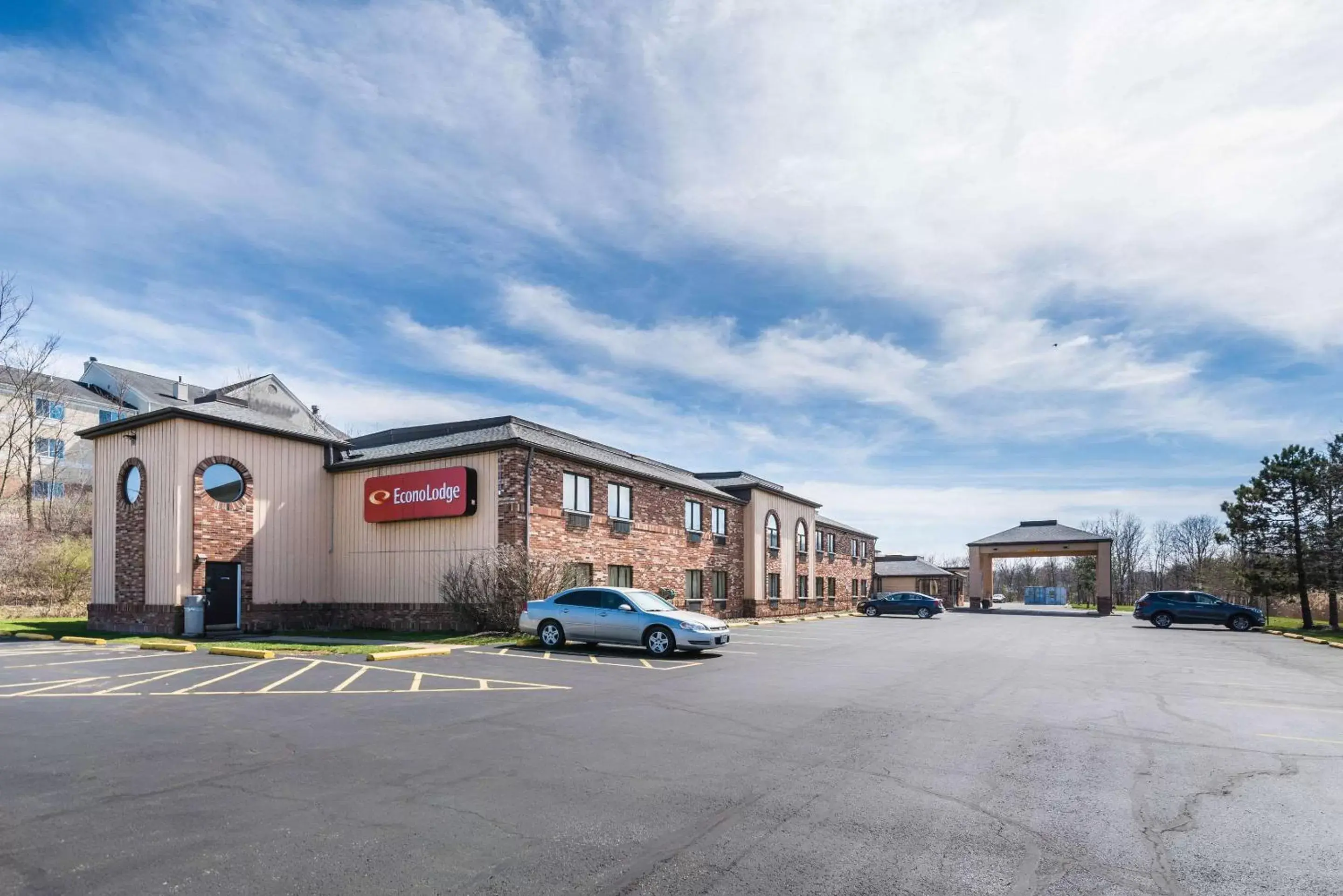Property building in Econo Lodge Cleveland Southeast - Kent