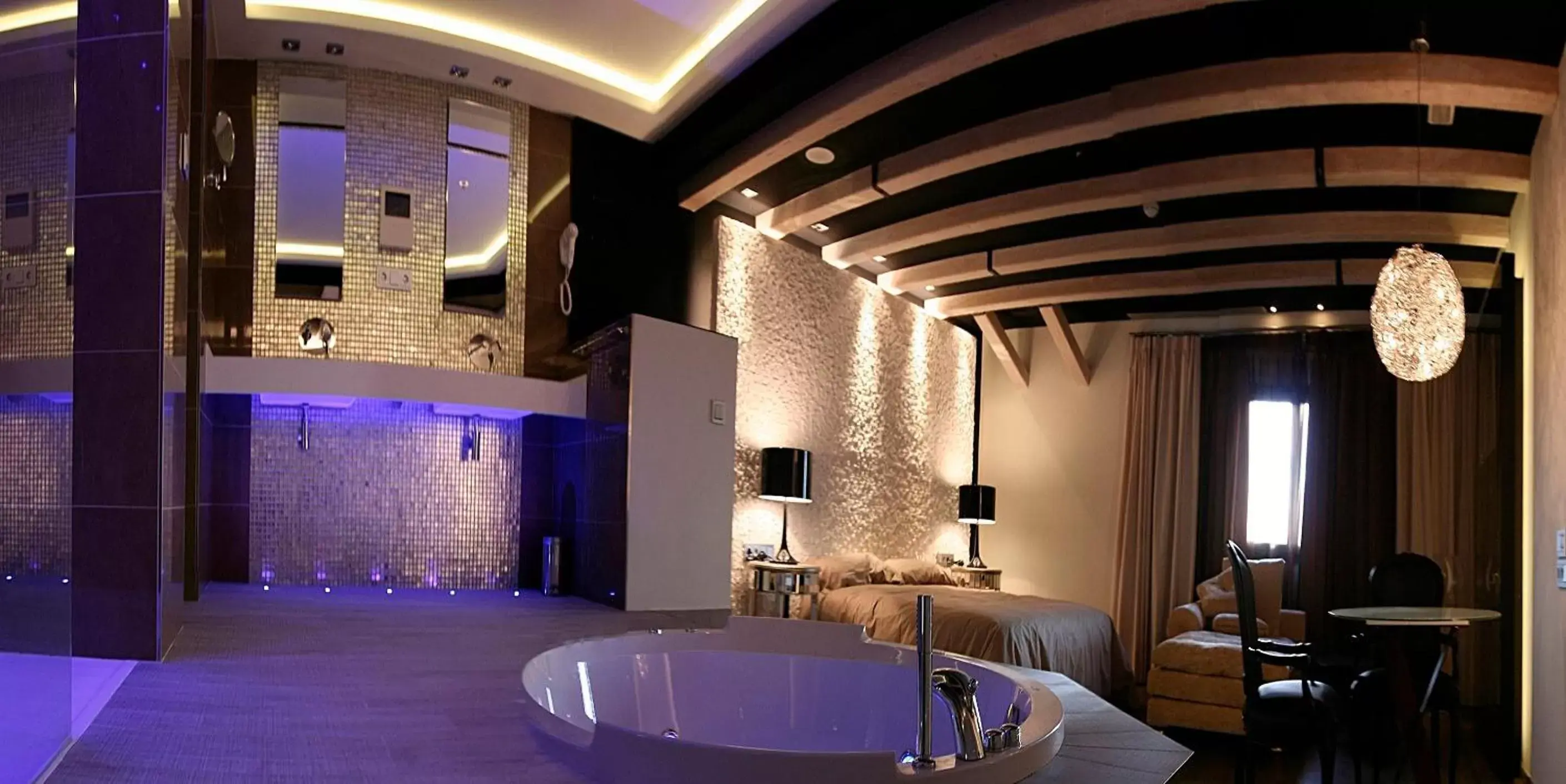 Bathroom in Kadrit Hotel
