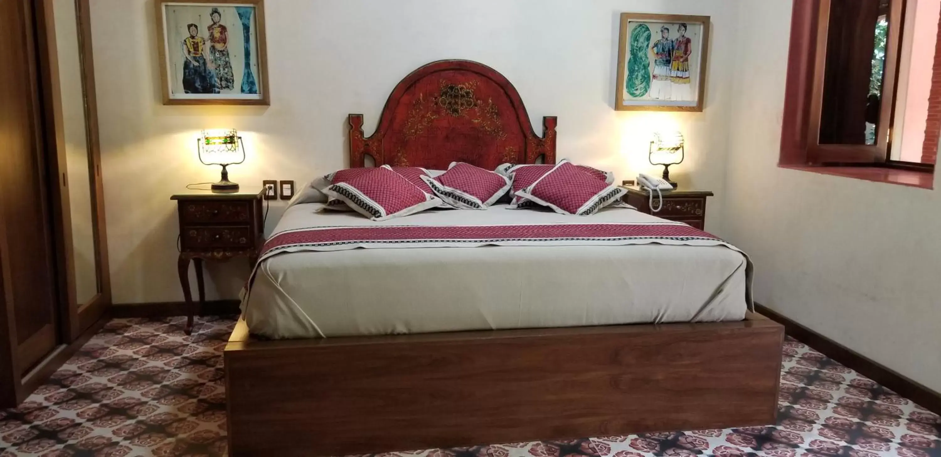 Bedroom, Bed in Hotel Siglo XVII Art Gallery