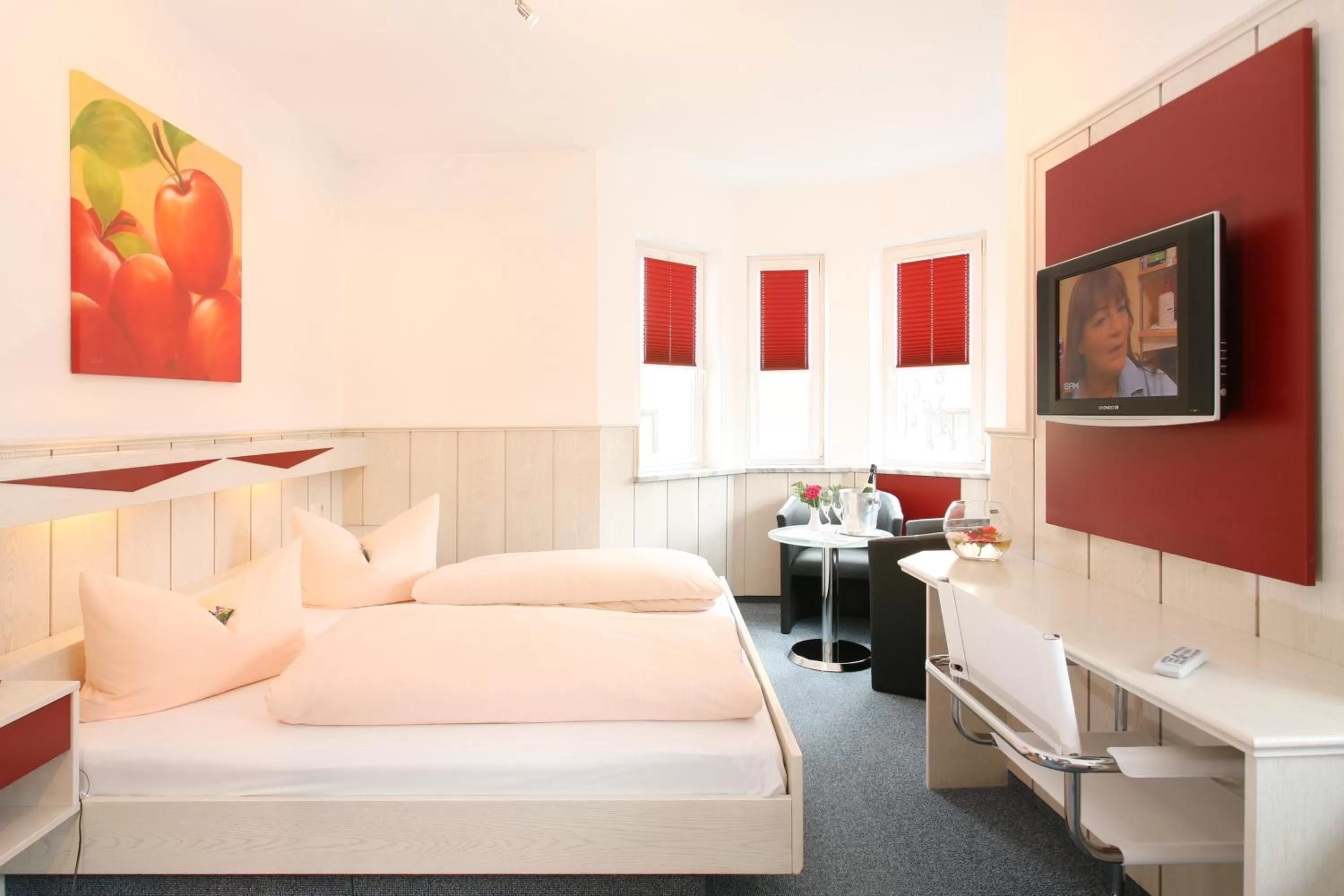 Photo of the whole room, Bed in Landhotel Weißer Hahn