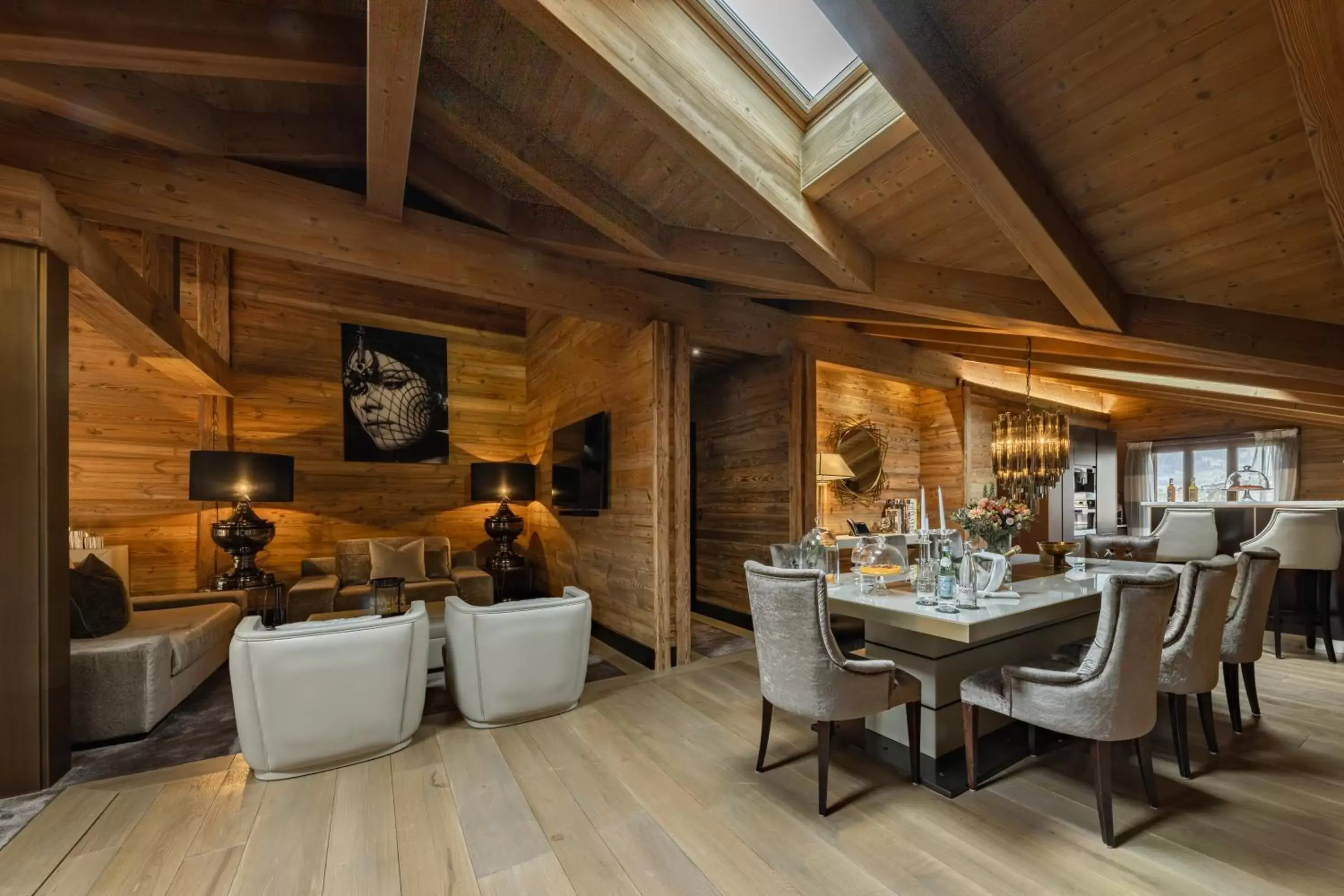 Living room, Restaurant/Places to Eat in Ultima Gstaad