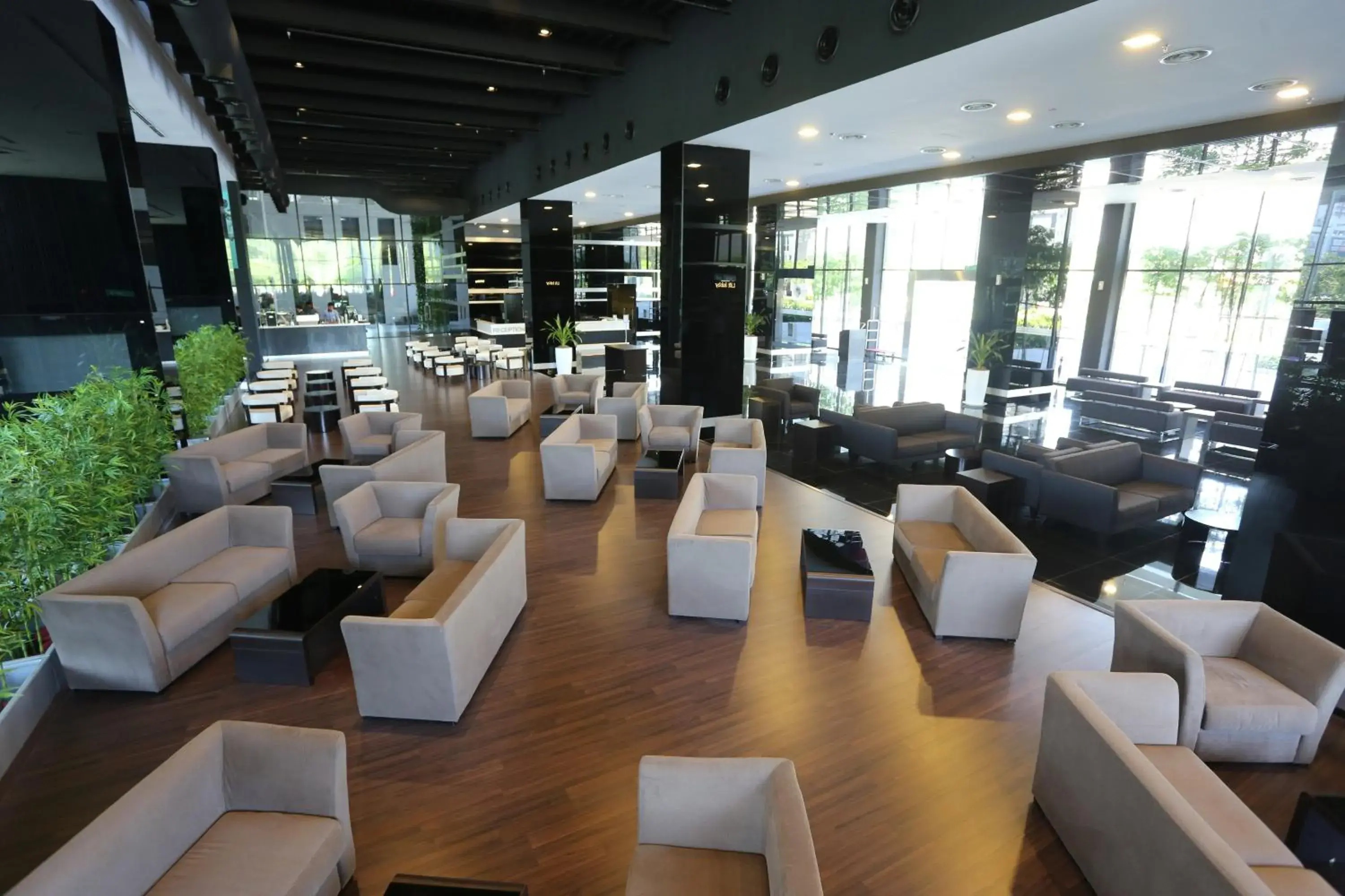Lounge or bar in e.City Hotel@OneCity