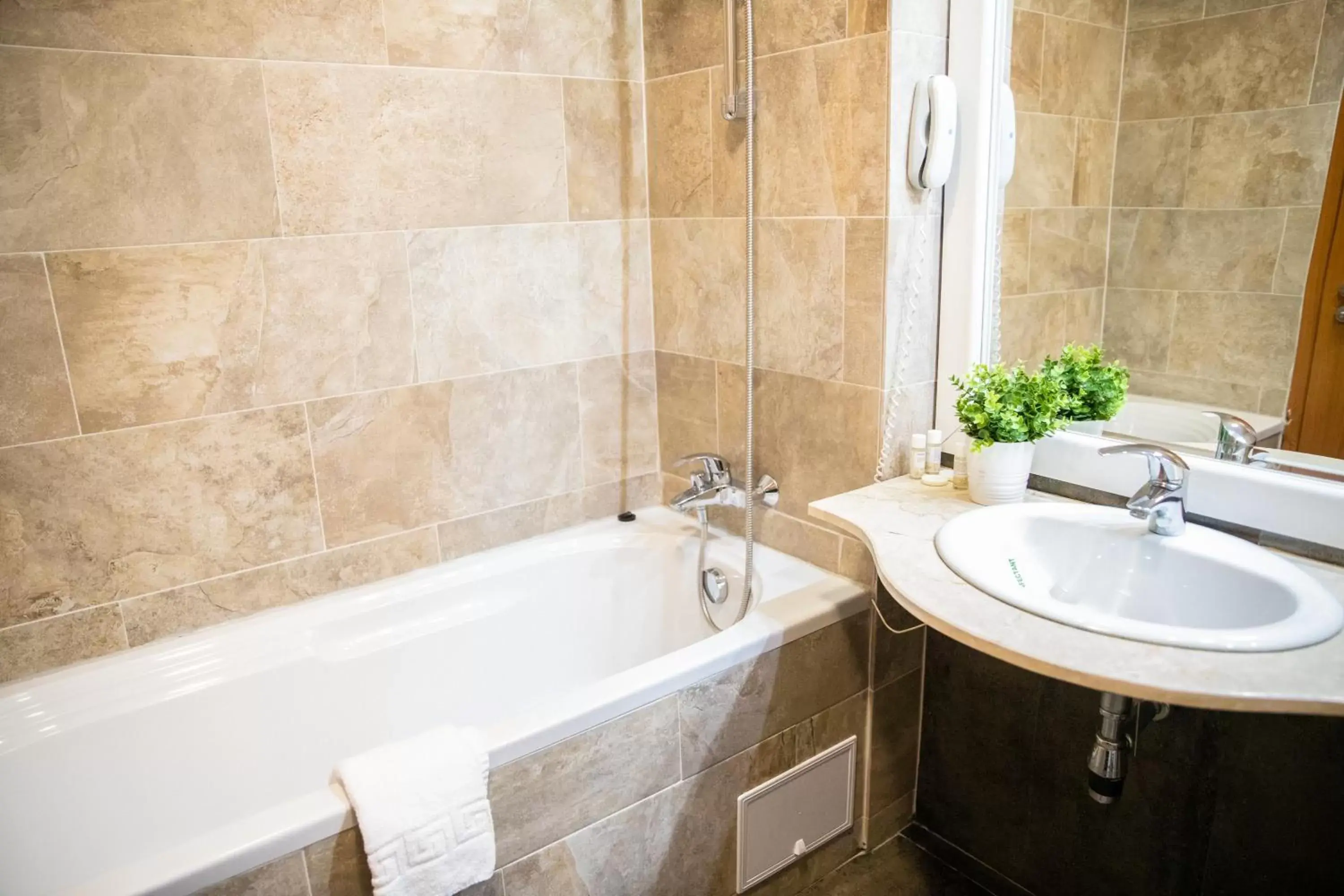 Bathroom in Hotel Carpathia