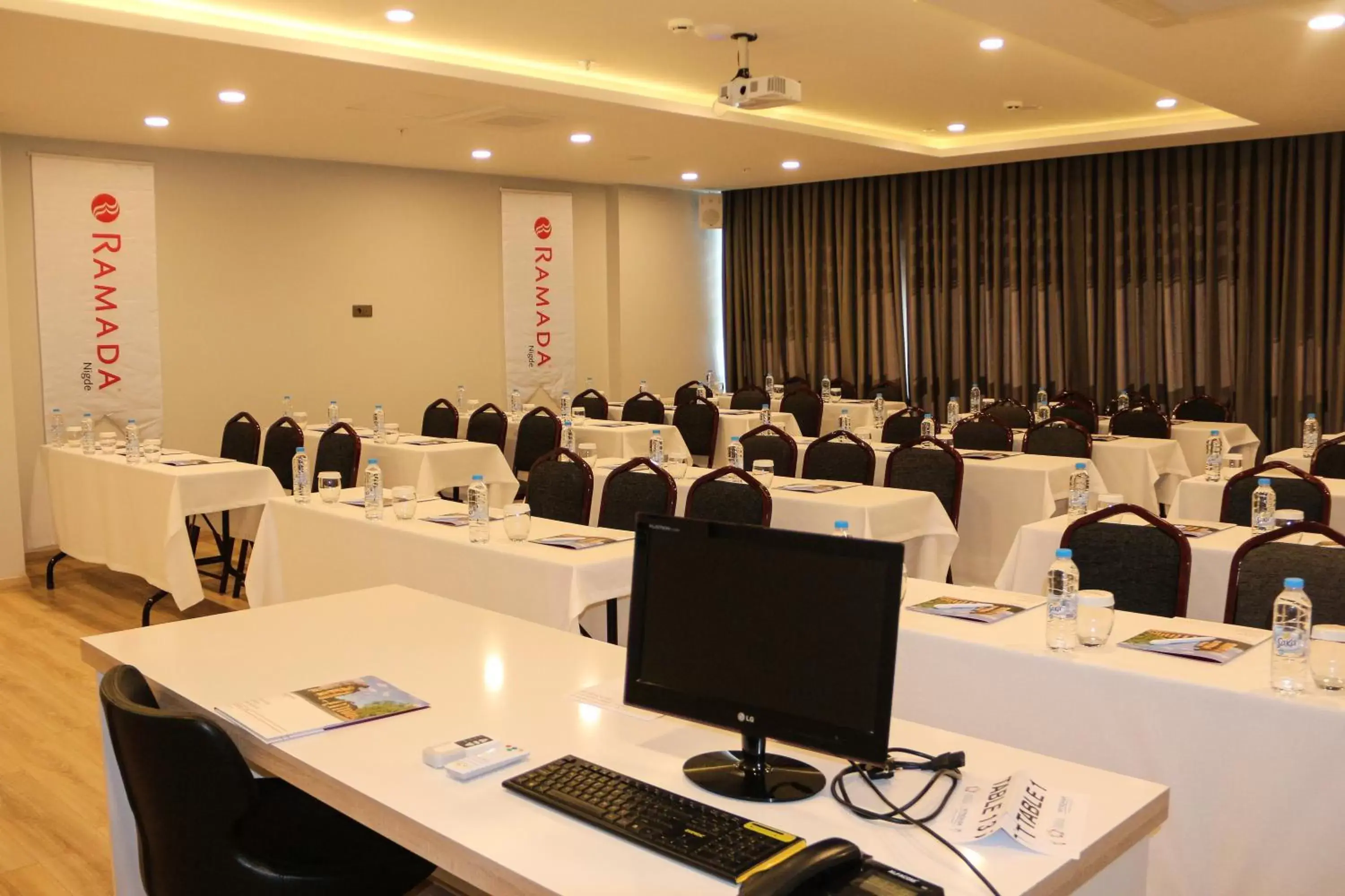 Banquet/Function facilities in Ramada by Wyndham Nigde