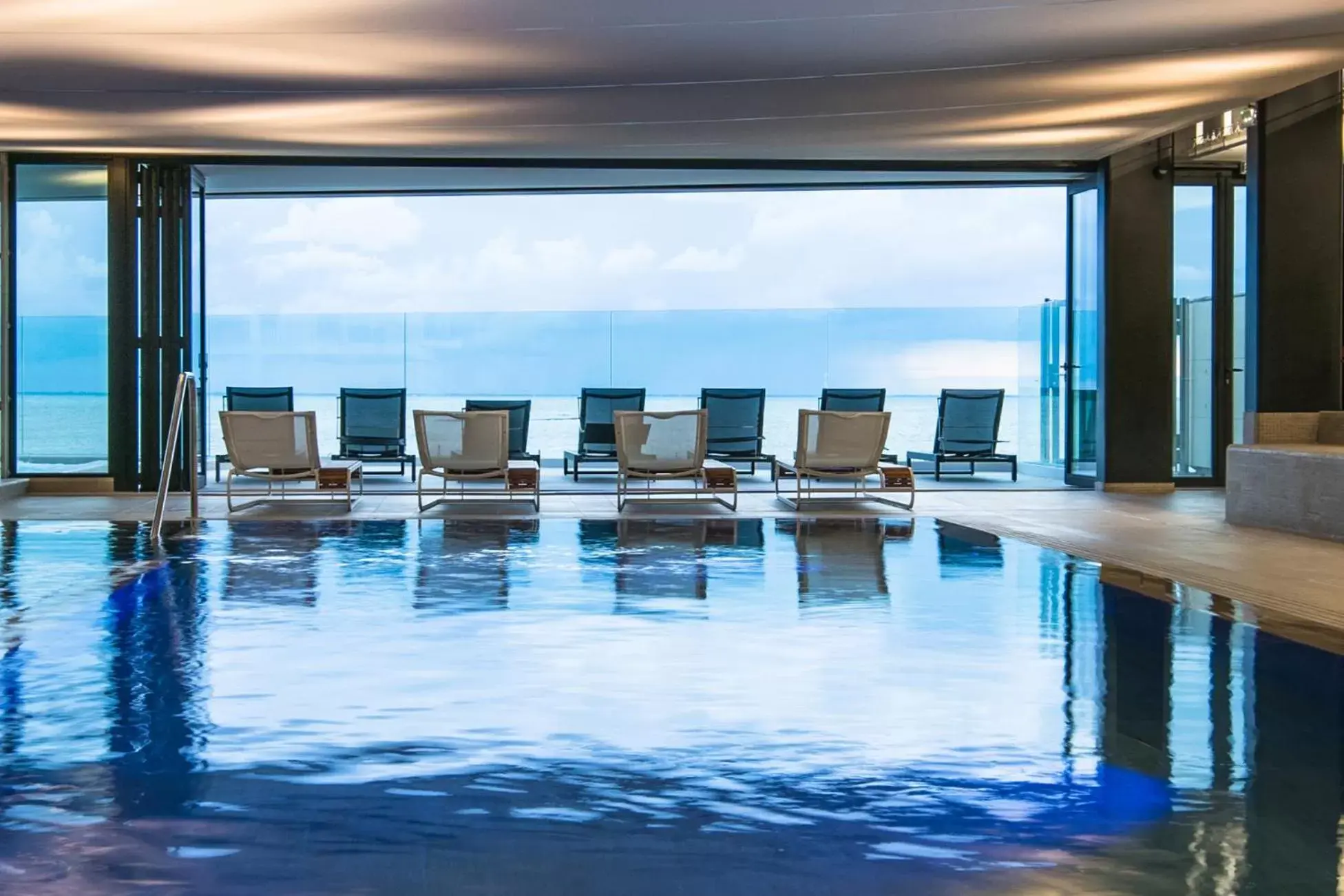 Swimming pool in La Grande Terrasse Hotel & Spa La Rochelle - MGallery Collection Swimming pool in La Grande Terrasse Hotel & Spa La Rochelle - MGallery Collection