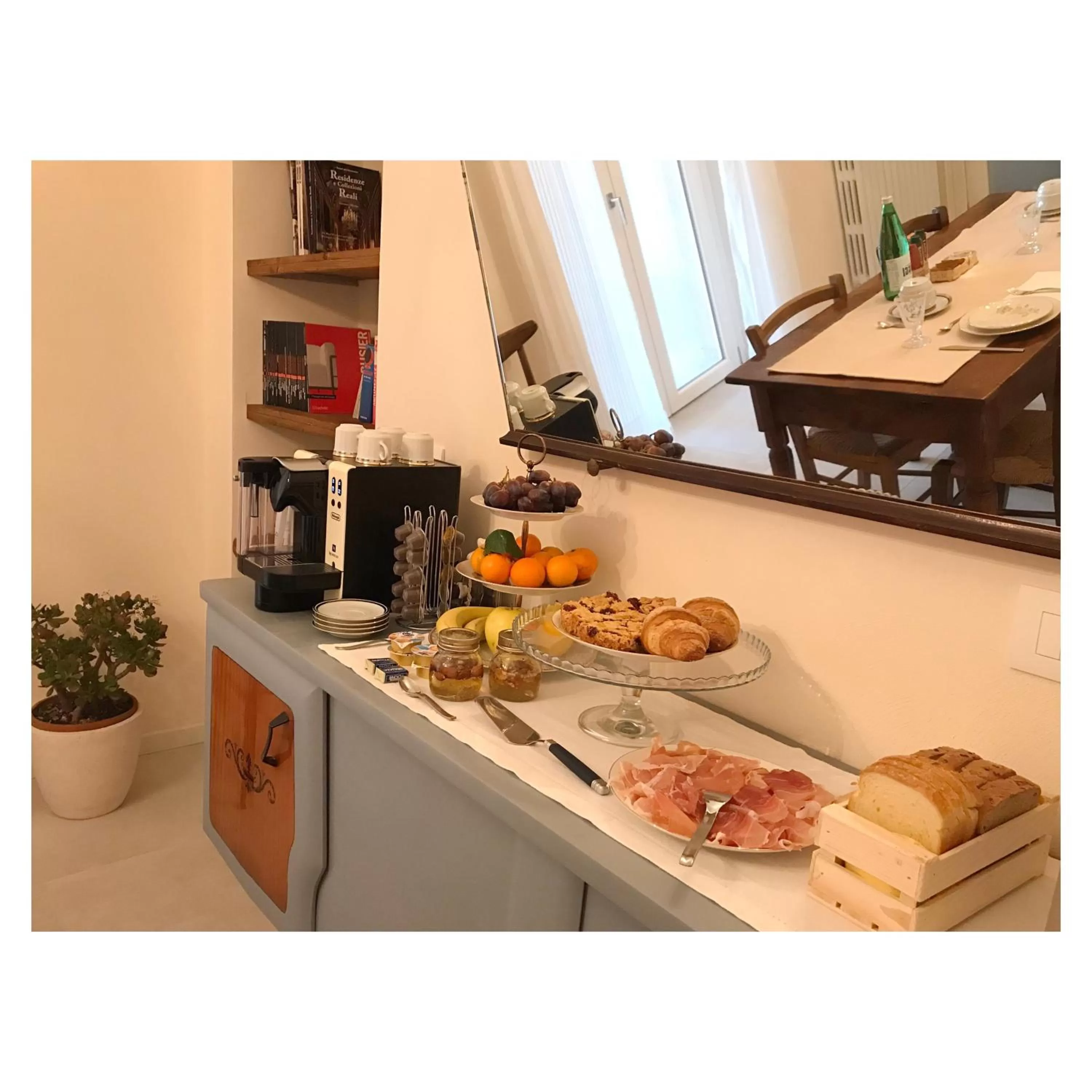 Breakfast in Corte Viviani