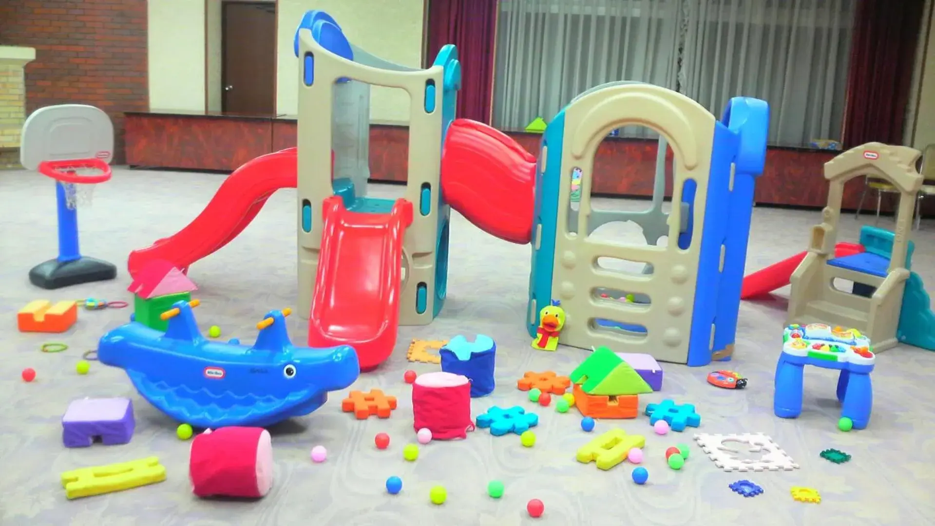 Day, Kid's Club in Lakeland Hotel Mizunosato