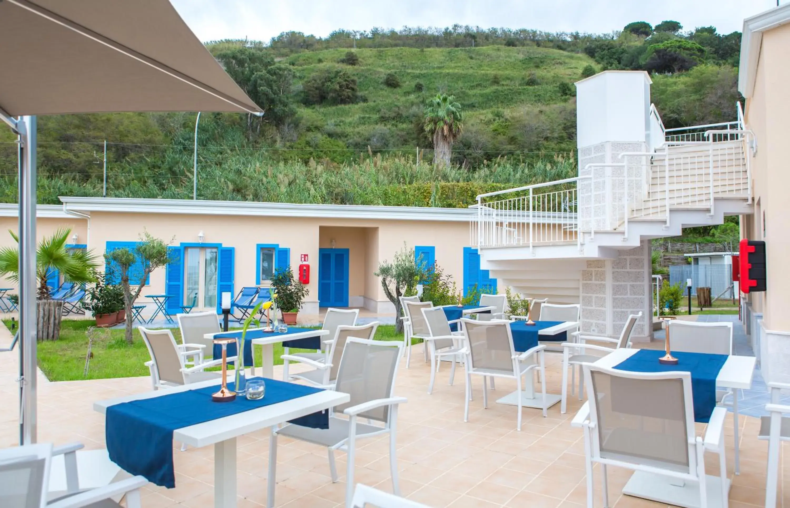 Restaurant/Places to Eat in Galìa Luxury Resort