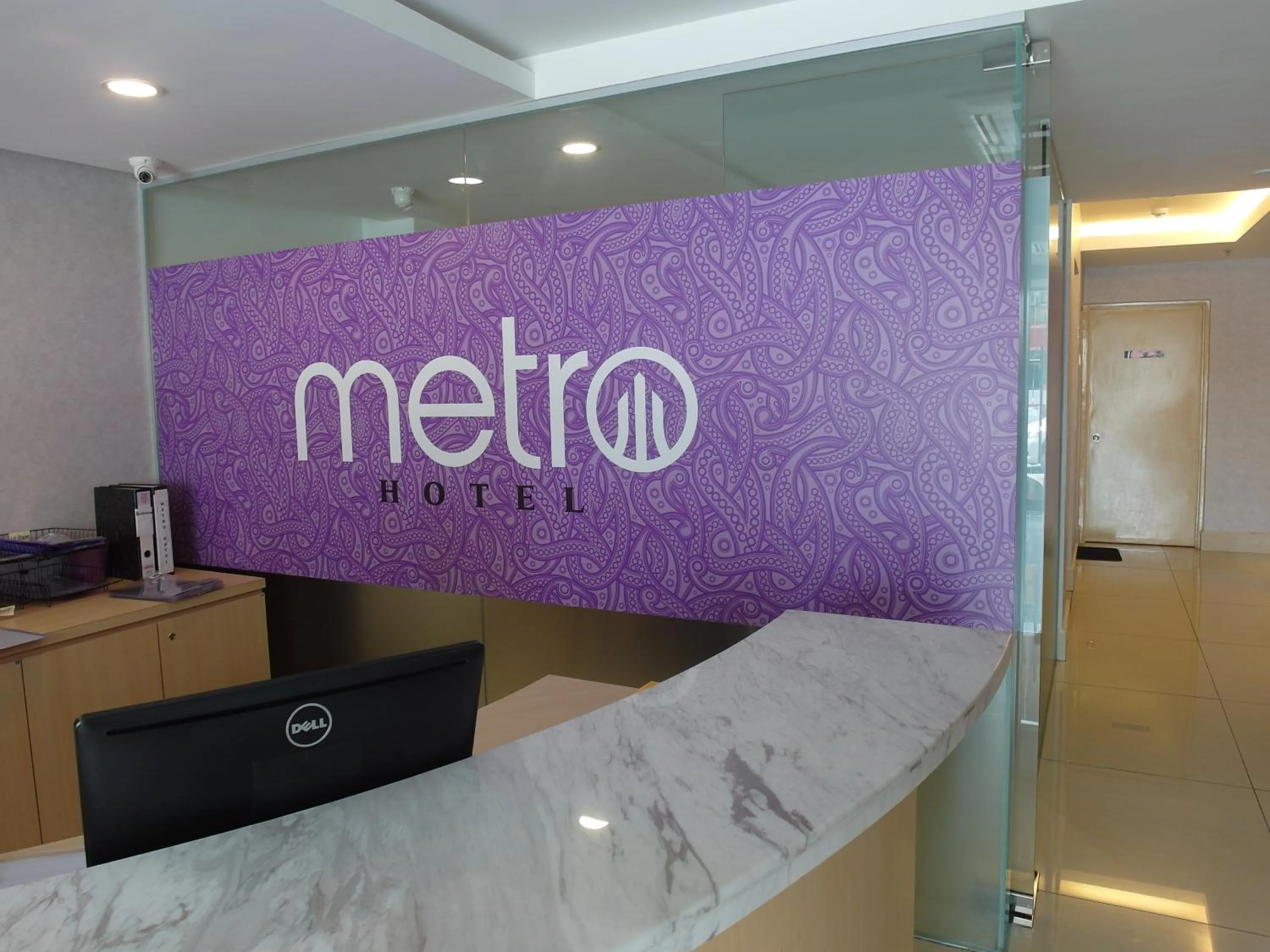 Logo/Certificate/Sign in Metro Hotel @ KL Sentral