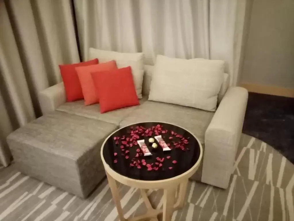Seating Area in Ramada Hotel & Suites by Wyndham Al Qassim