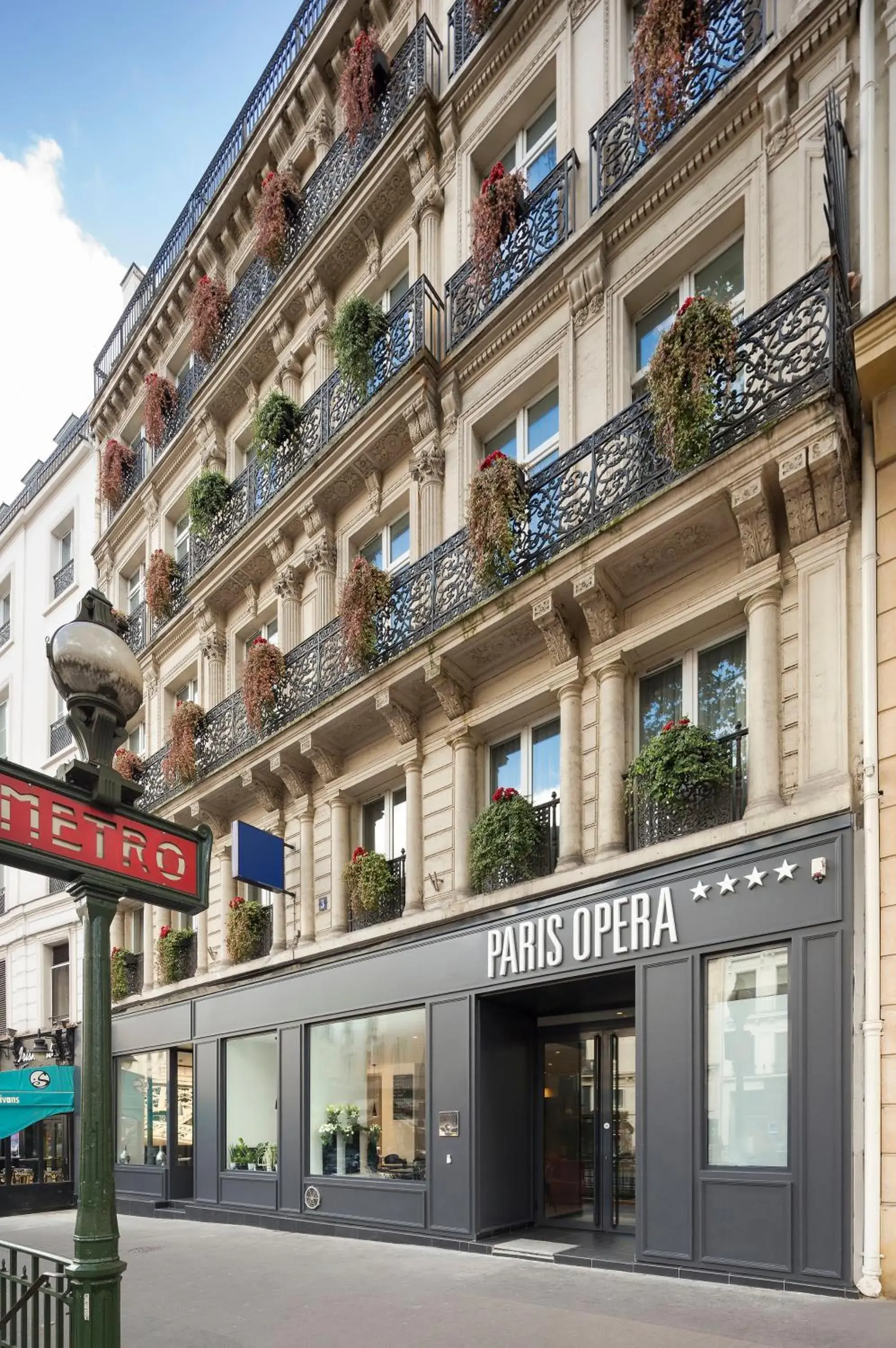 Facade/entrance, Property Building in Hotel Paris Opera managed by Melia