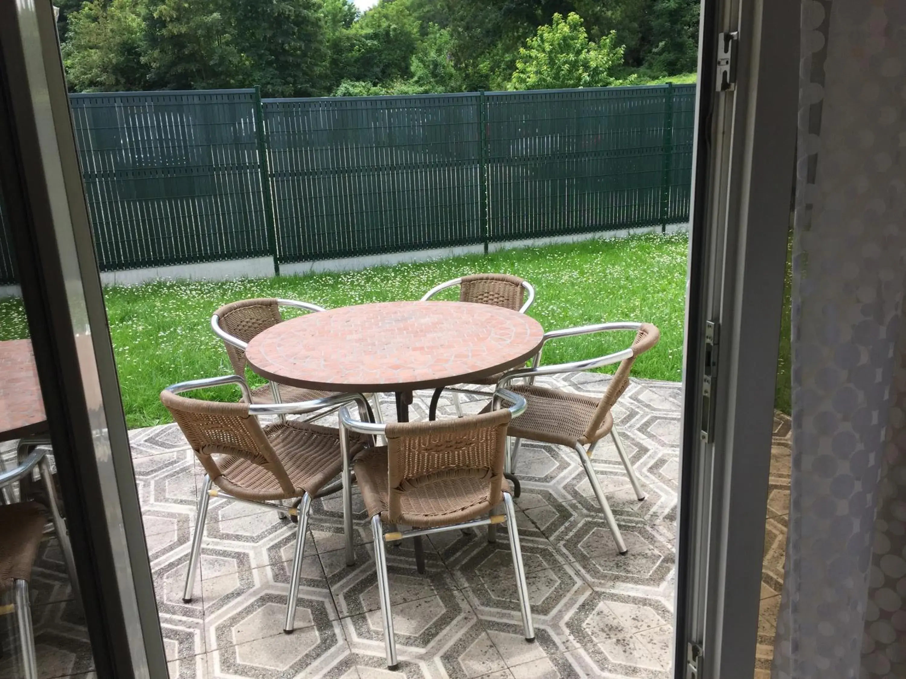 Balcony/Terrace, Patio/Outdoor Area in Hostellerie de Pavillon Saint-Hubert