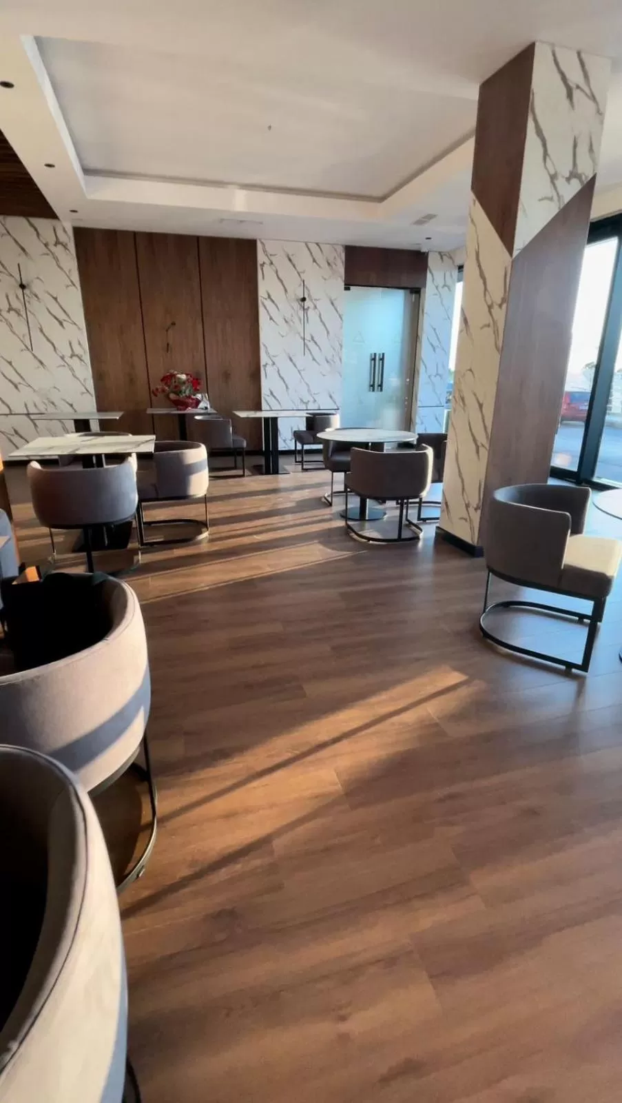 Restaurant/places to eat in Esbjerg Hotel