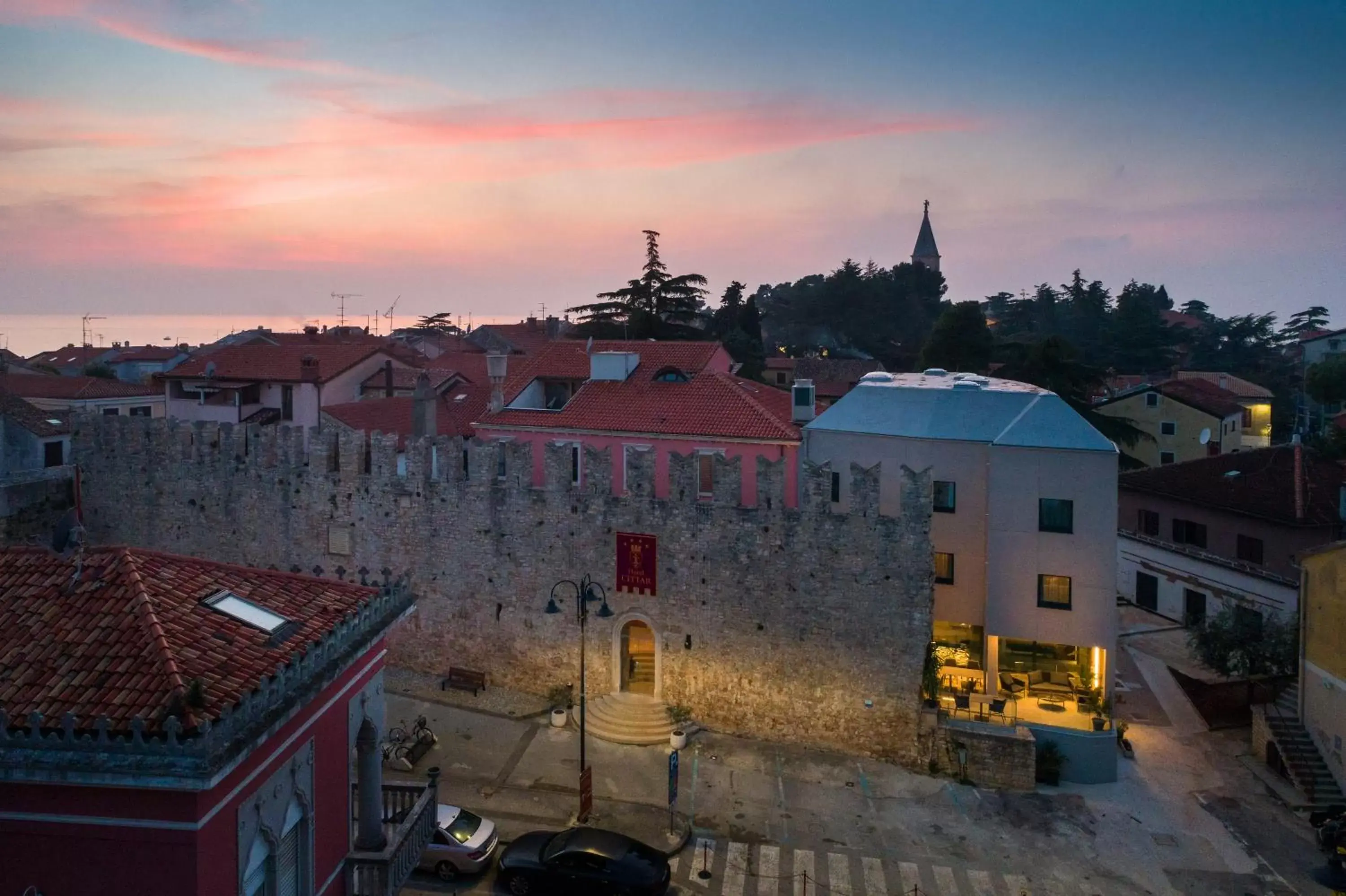 Street view, Sunrise/Sunset in Hotel Cittar