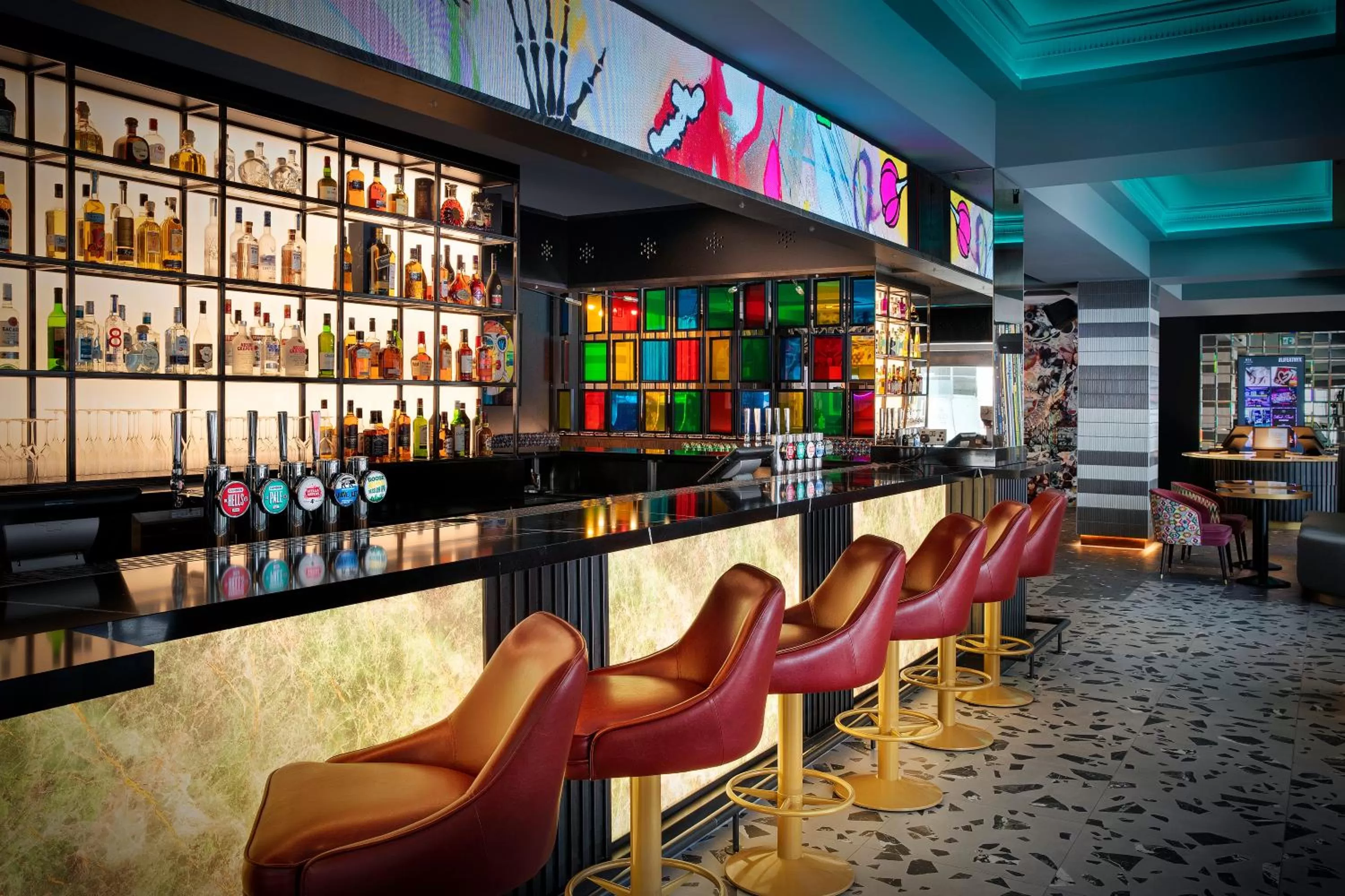 Lounge or bar in NYX Hotel London Holborn by Leonardo Hotels