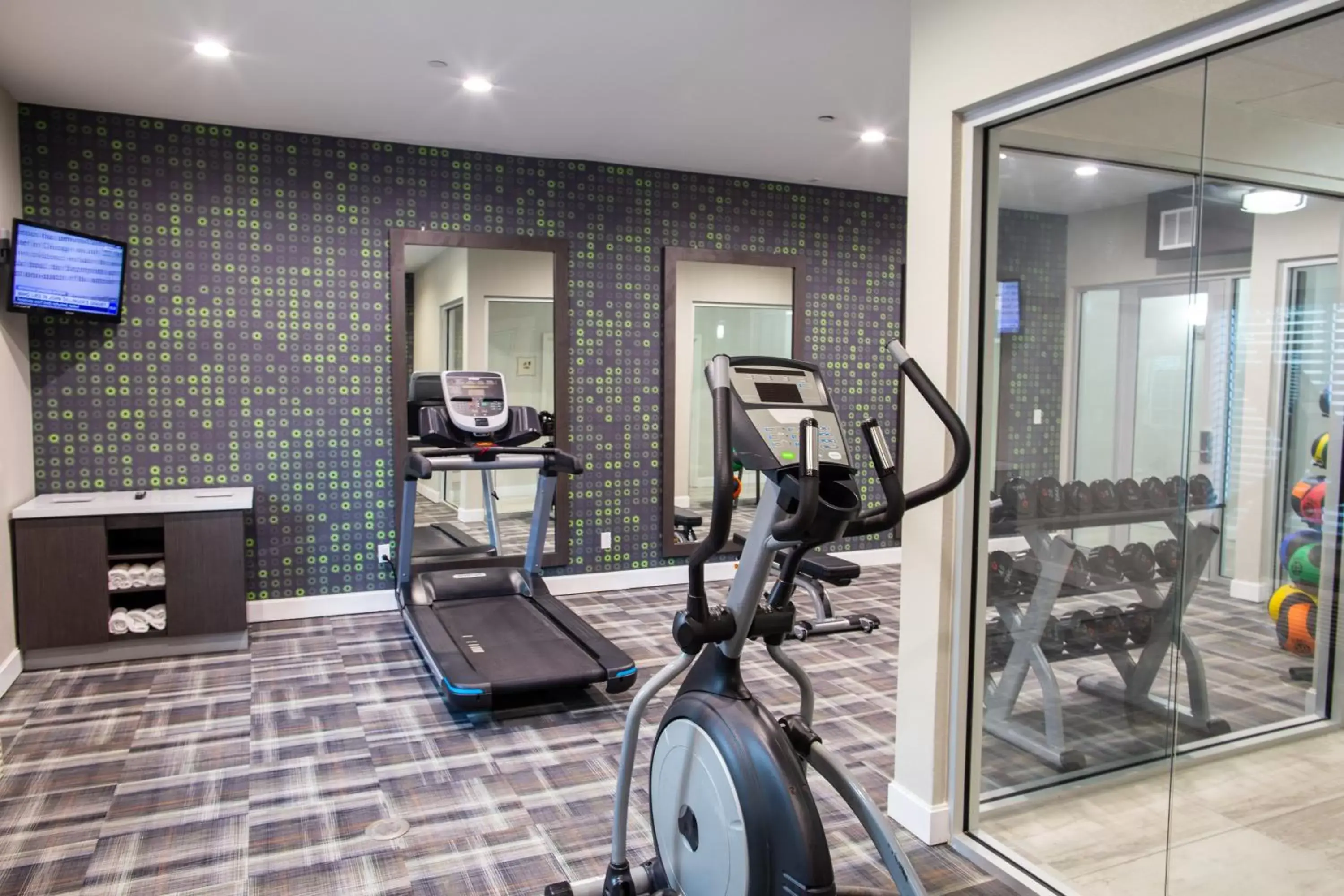 Fitness centre/facilities, Fitness Center/Facilities in La Quinta by Wyndham Houston East at Normandy
